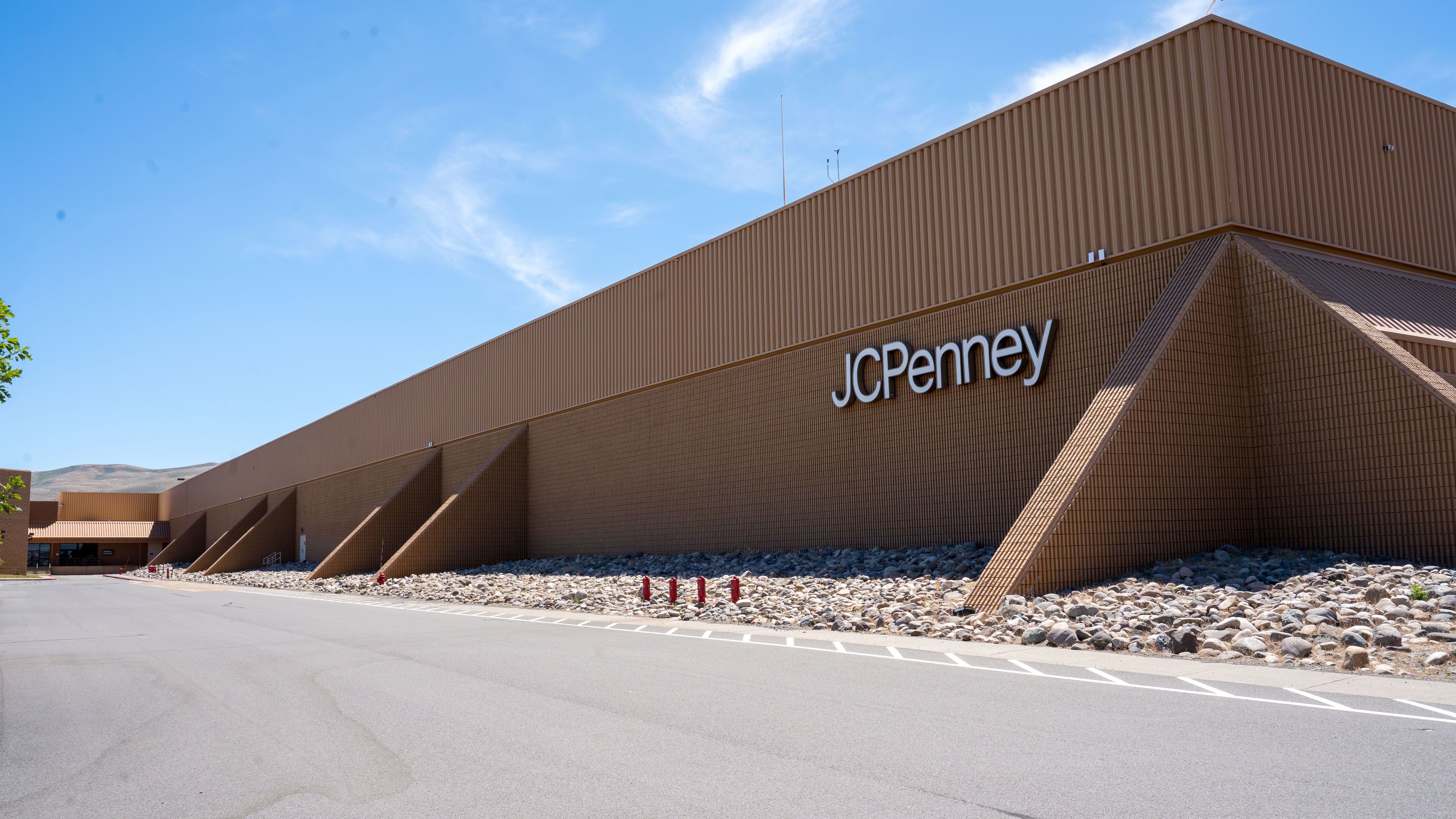 J.C. Penney's distribution center in Reno has received upgrades that include a state-of-the-art, computerized sorting and packing system. (J.C. Penney)