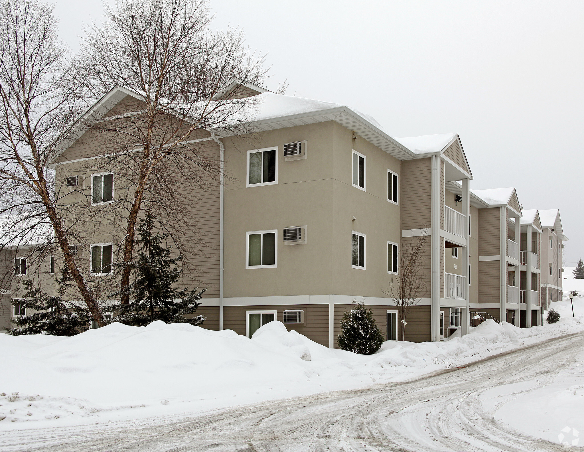 New Brighton Apartment Complex Trades for 9.9 Million