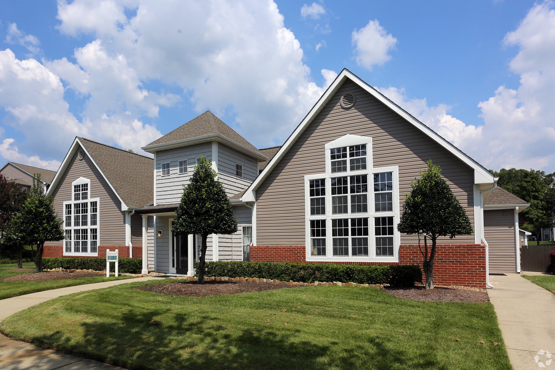 Virginia Investment Firm Pays 51.1 Million for Greensboro Apartment