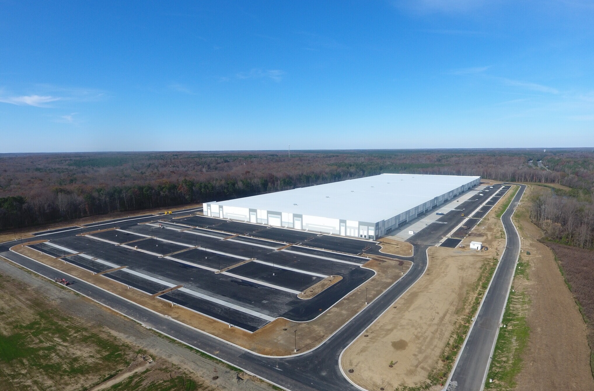 Equity Industrial Partners and Raith Capital Partners built the 1.1 million-square-foot-plus warehouse in Ashland, Virginia, on speculation. (CoStar)