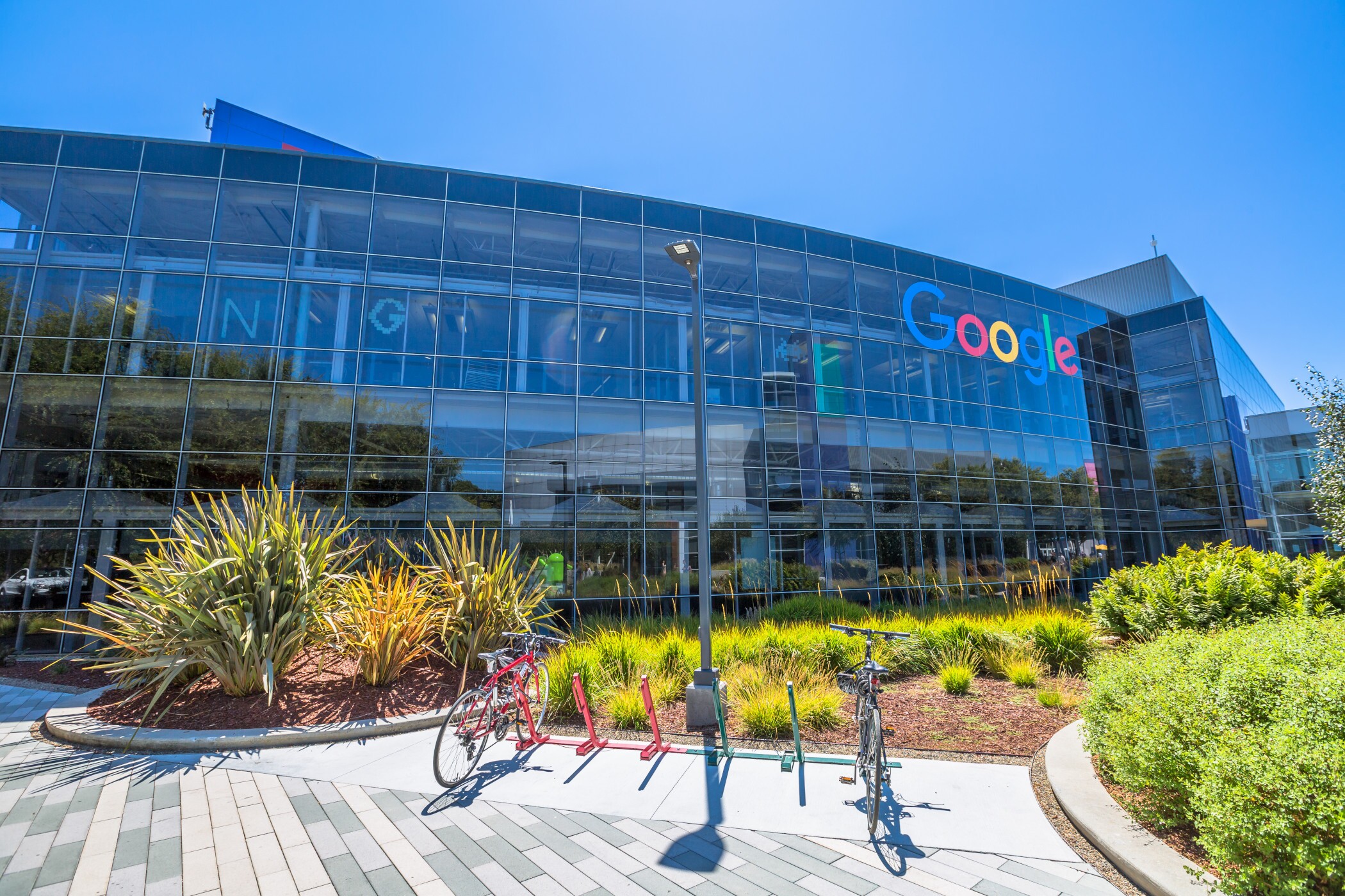 Google employees are currently mandated to report to an office a minimum of three days per week. (Katie Burke/CoStar) 