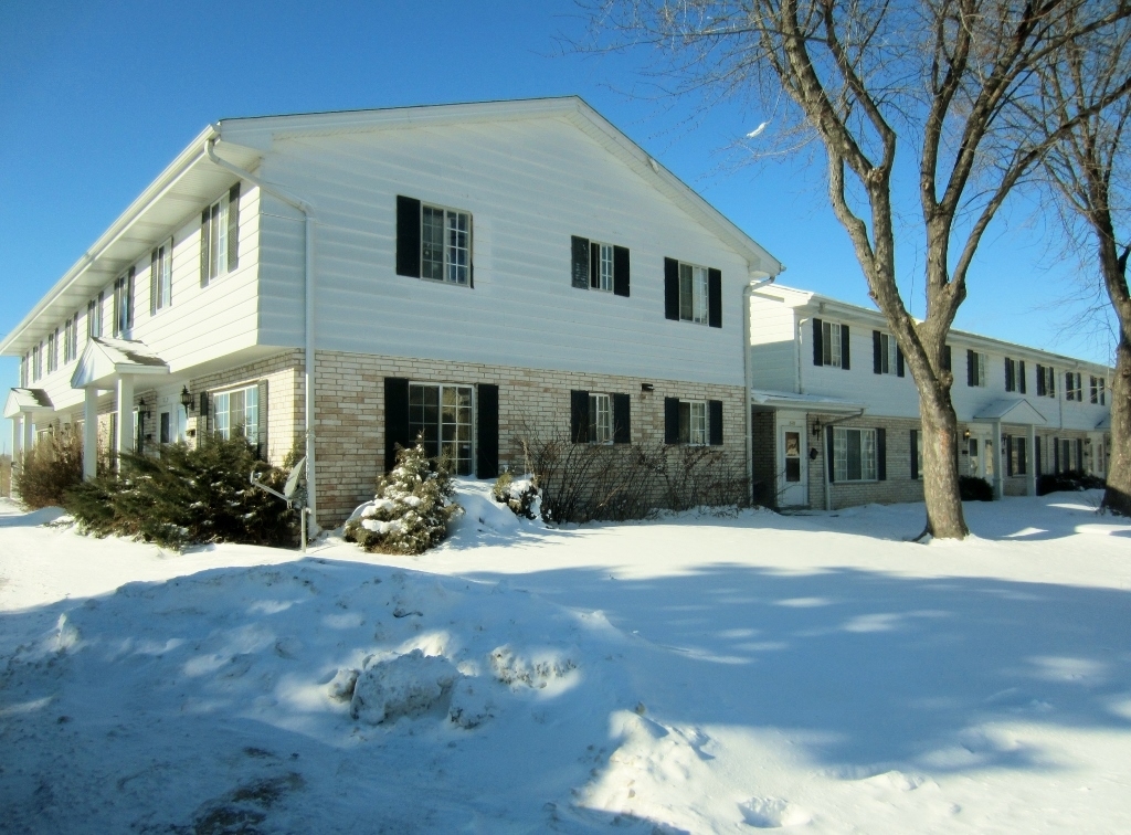 Berrada Properties Management Adds Milwaukee Apartment Complex to