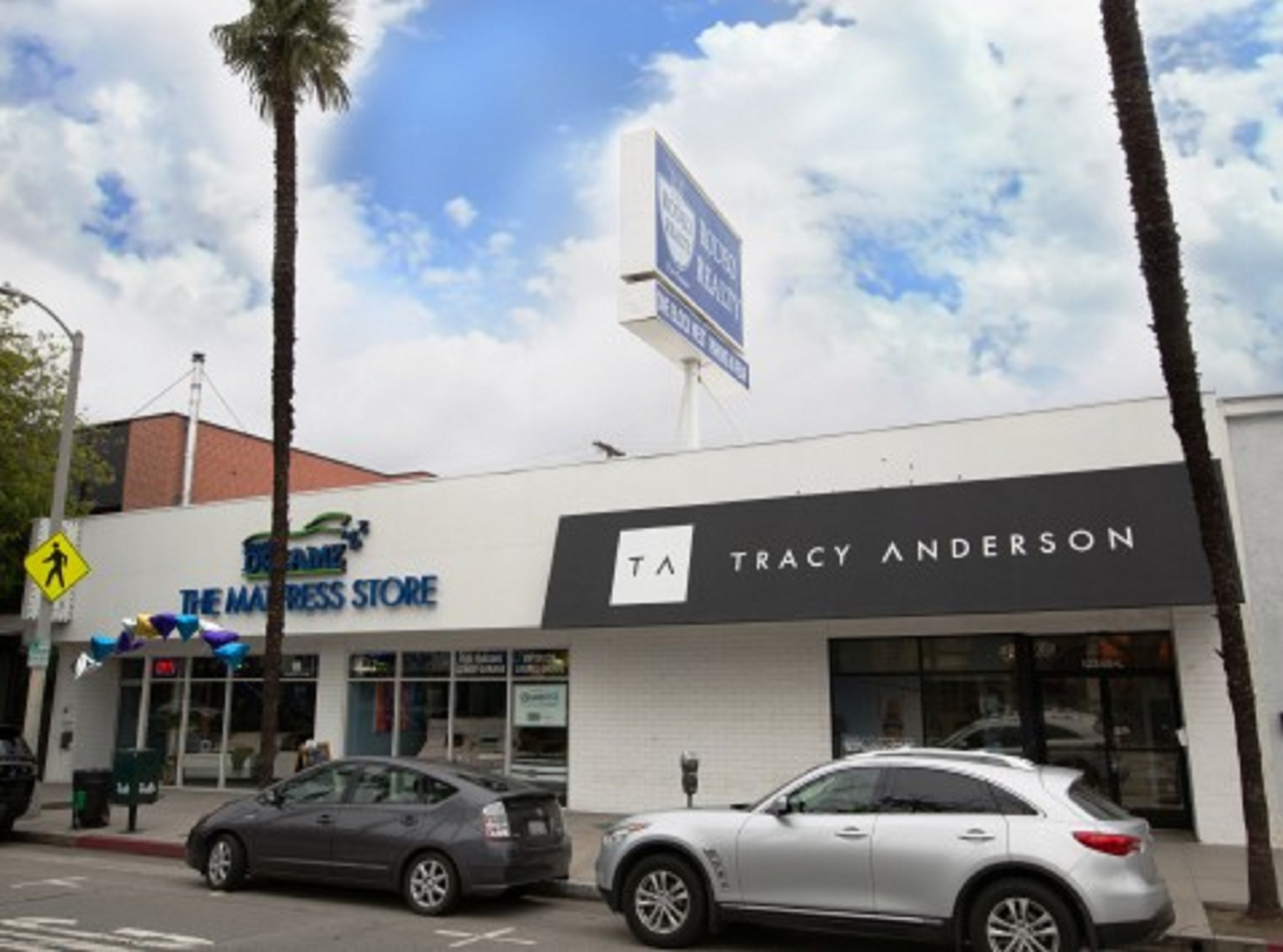 Several smaller retail and office properties at 12345 Ventura Blvd. have sold in the Studio City neighborhood of Los Angeles. (CoStar) 
