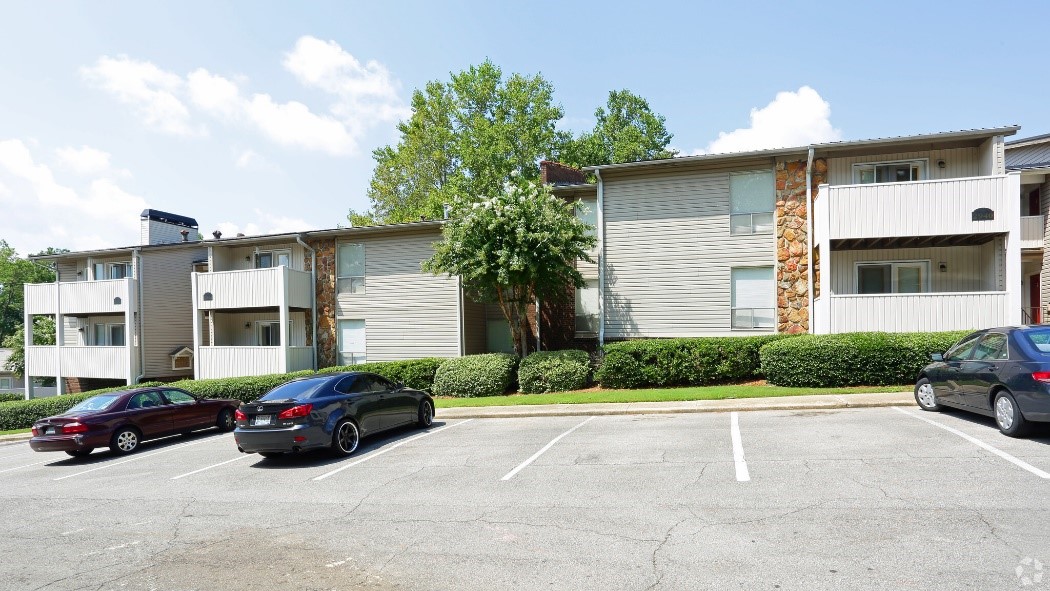 Tennessee Investment Firm Buys Two Suburban Birmingham Apartment Complexes