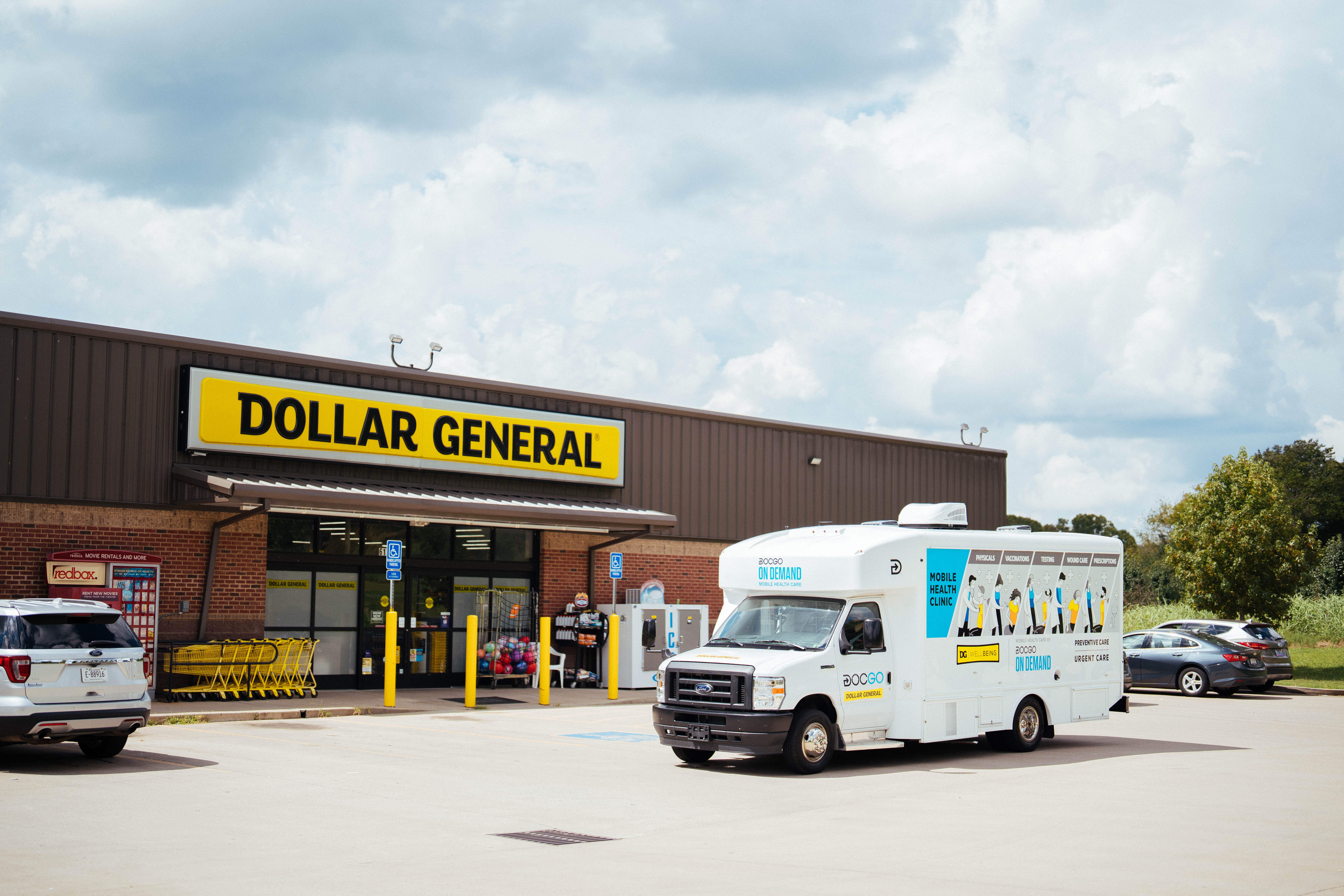 Dollar General now has DocGo mobile units at three stores in Tennessee. (Dollar General)
