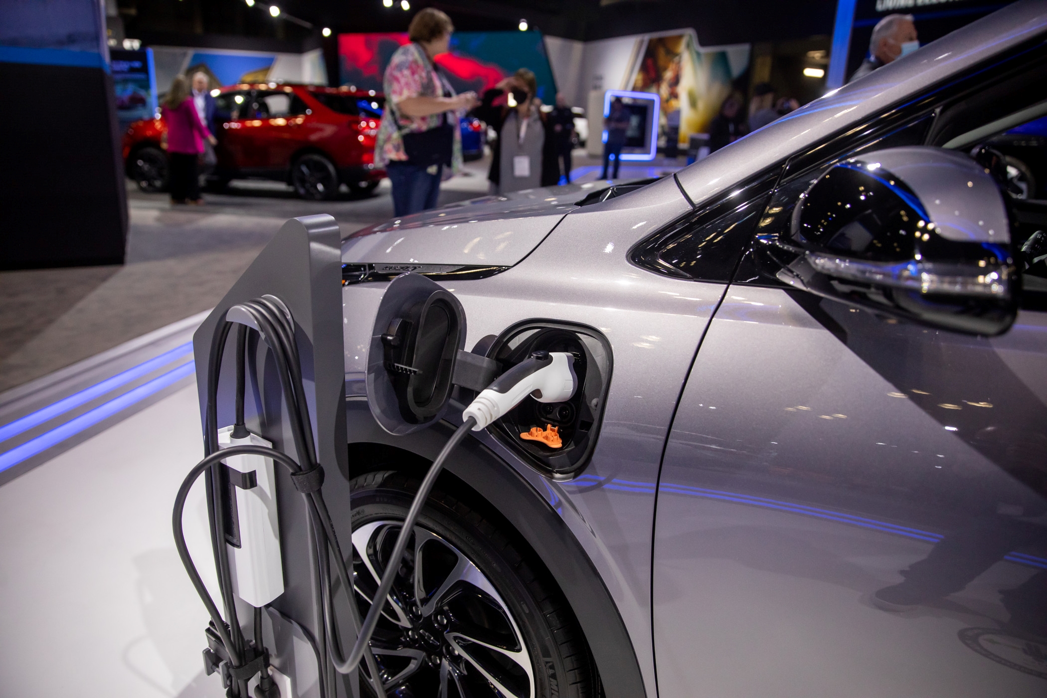 A $2.5 billion Energy Department loan is expected to help finance new electric vehicle battery production facilities being planned in three states by Ultium Cells. (Getty Images)