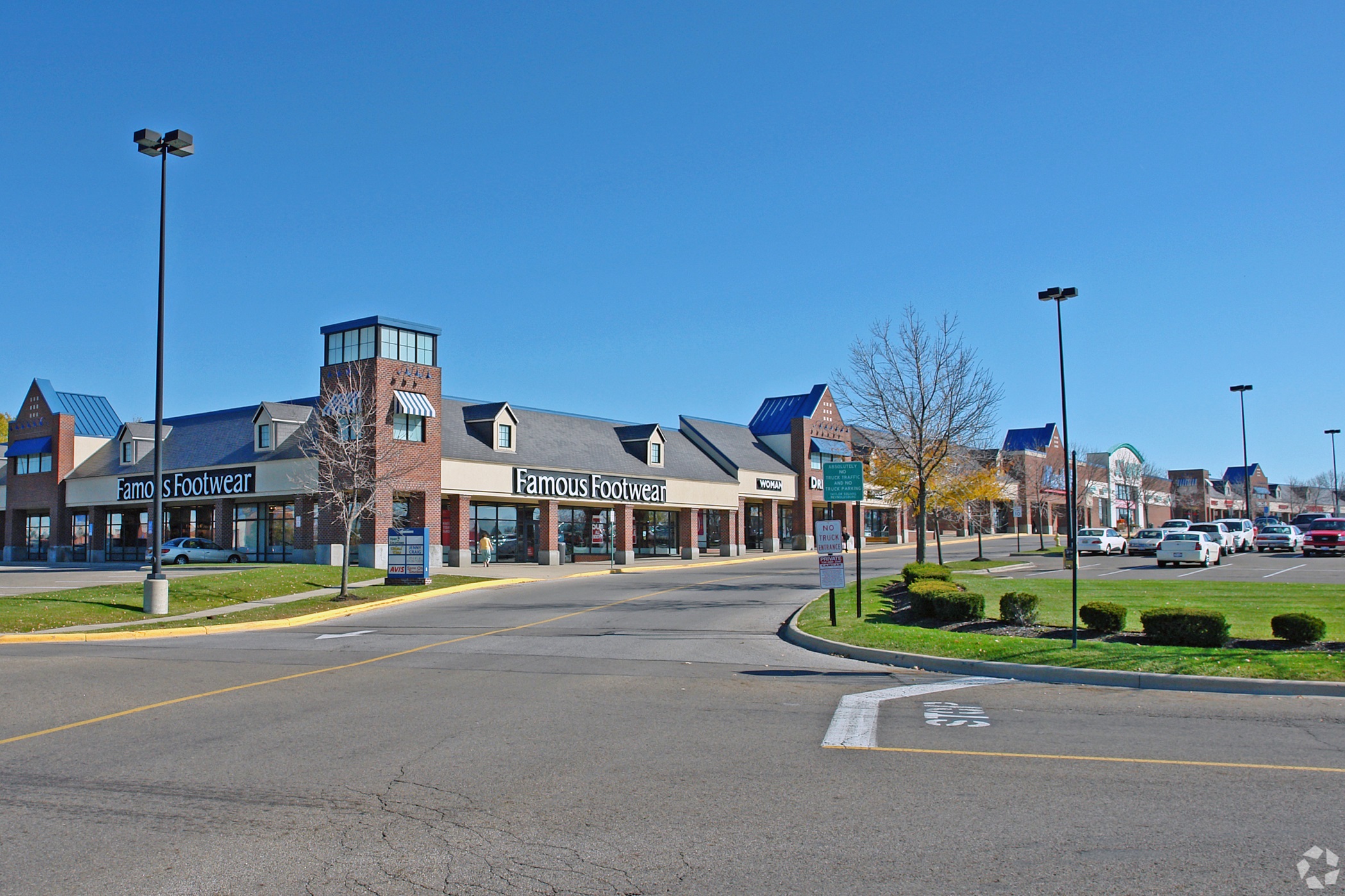 DLC acquired Taylor Square in Reynoldsburg in a $76.3 million portfolio deal in November. (CoStar)