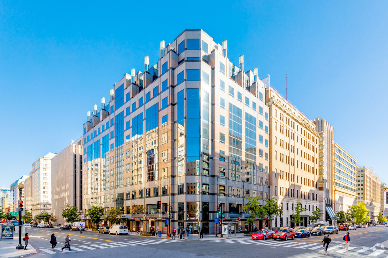 Herald Square in Washington, D.C., is one of four remaining office buildings owned by Equity Commonwealth. (Jessica Livoni/CoStar)