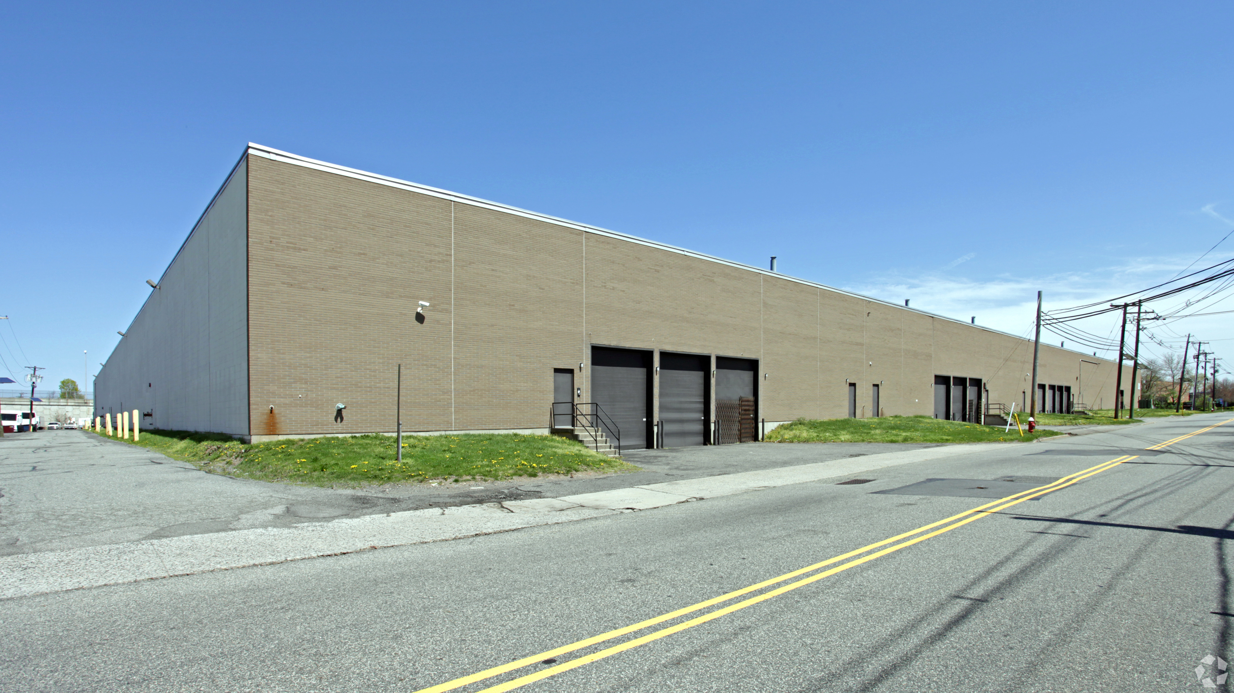 A warehouse in Teterboro, New Jersey, has traded hands again. (CoStar)