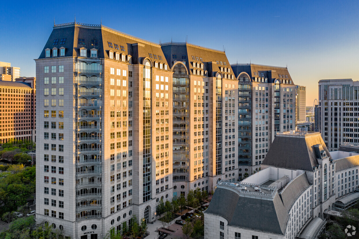 Dallas-based First Foundation has landed over $225 million in equity investment from a group of investors led by Fortress Investment Group and Canyon Partners. (CoStar)