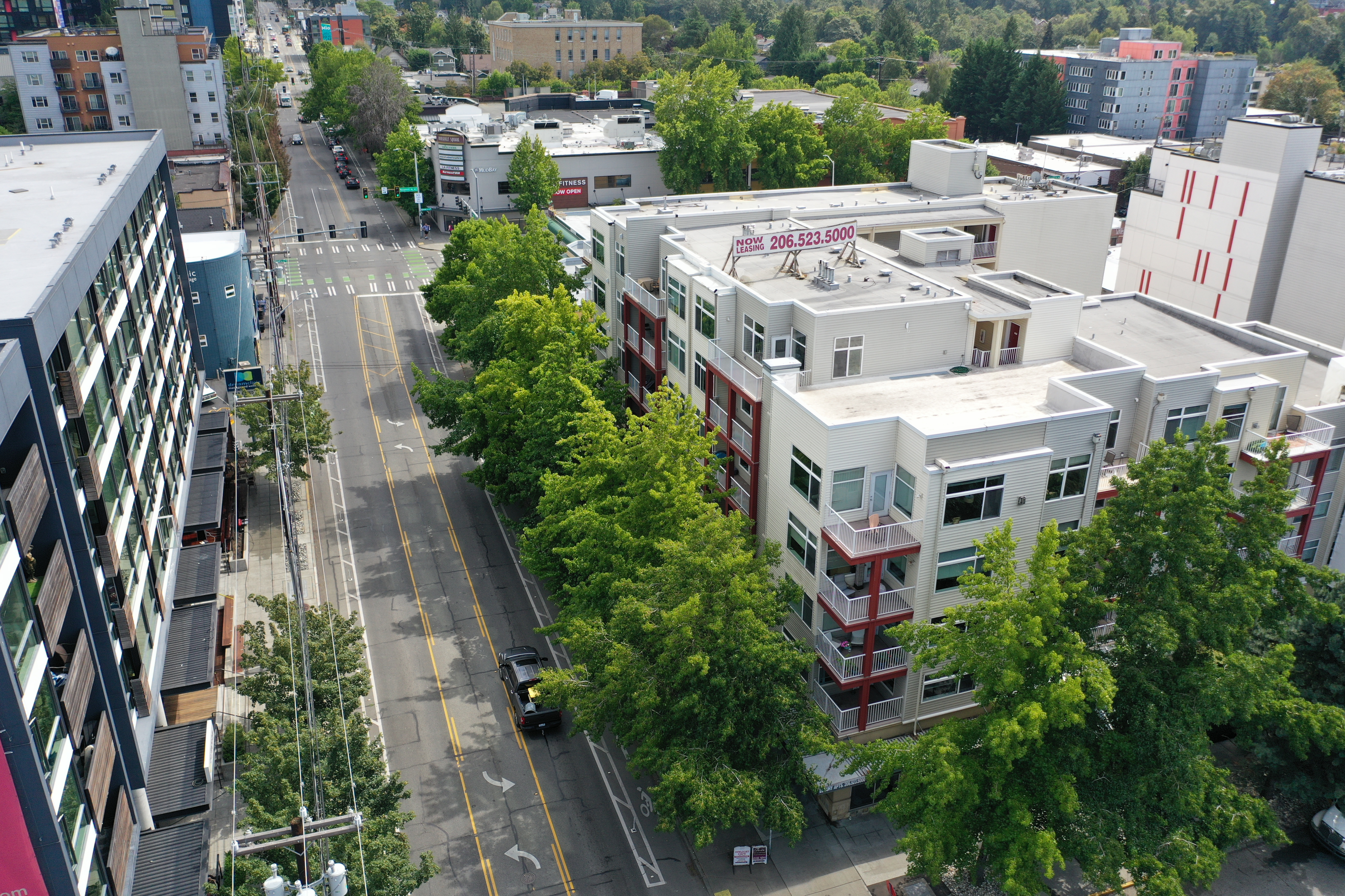 Marcus & Millichap represented both sides of this apartment building sale transaction. (Marcus & Millichap)