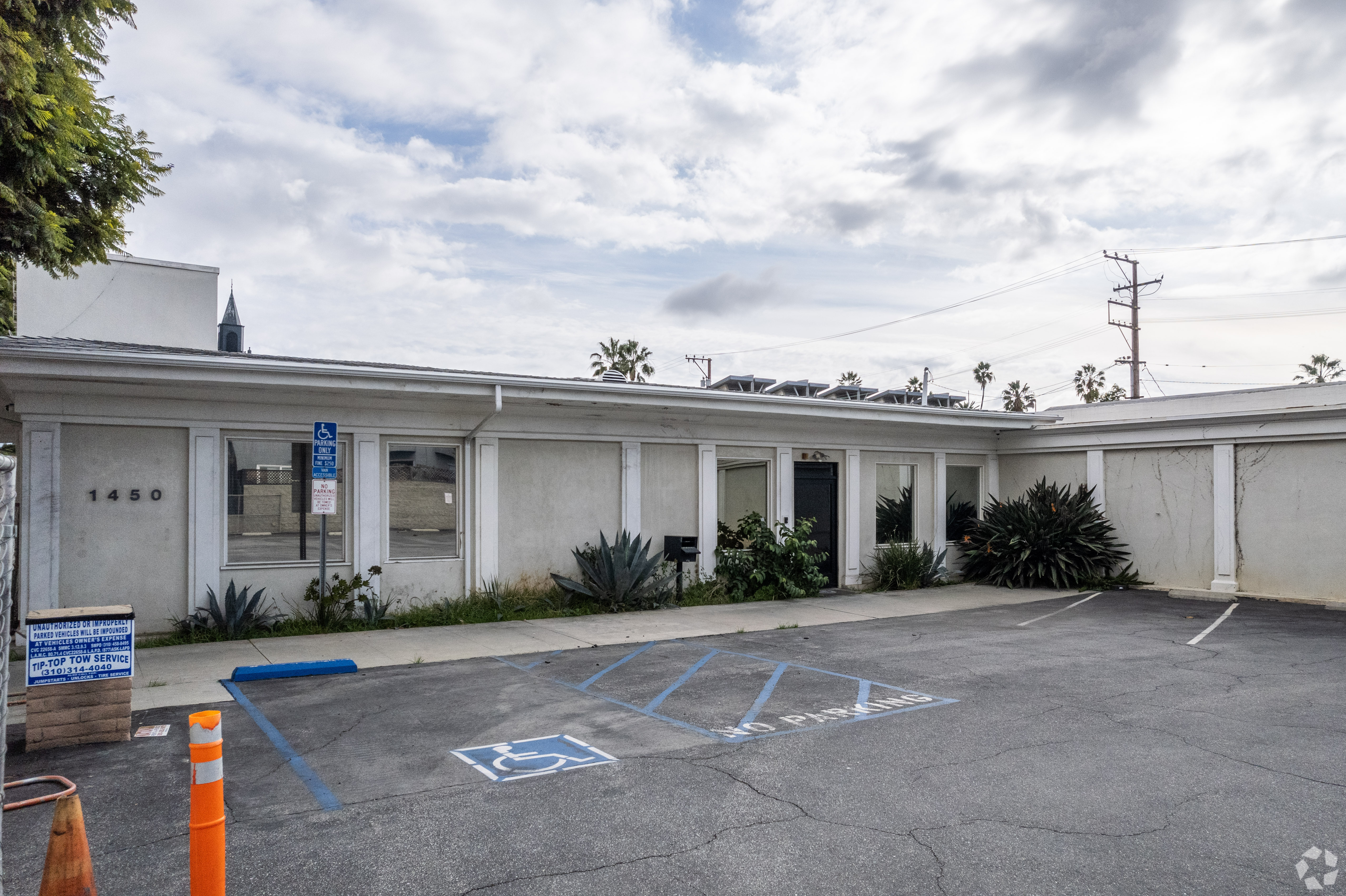 Properties at 1925 Broadway in Santa Monica, California, have sold to a developer with mixed-use plans. The city of Santa Monica long has been unfriendly to new housing development despite being one of the most desirable places to live in Los Angeles County. (CoStar) 