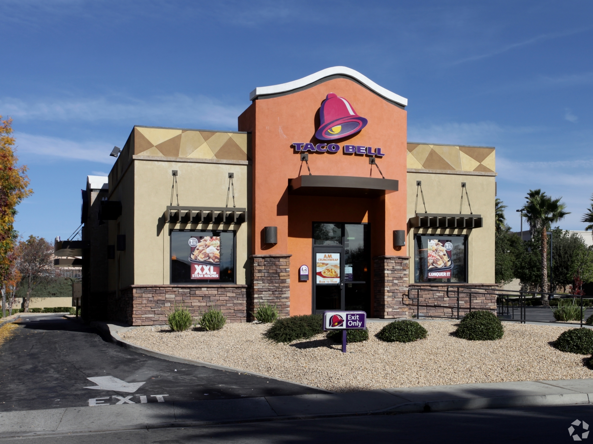 Yum Brands is testing new concepts for Taco Bell and KFC as it seeks to maintain annual location growth rates around 5%. (CoStar)