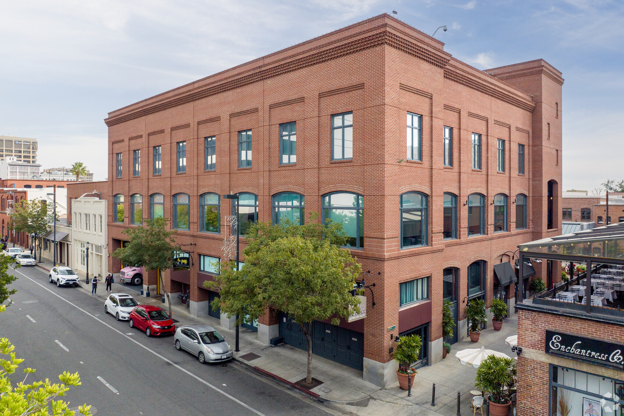 Blackstone is creating a school from office space in the One Colorado mixed-use complex in Old Town Pasadena, just south of where the Eaton fire torched roughly 6,000 commercial and residential structures. (CoStar Group) 