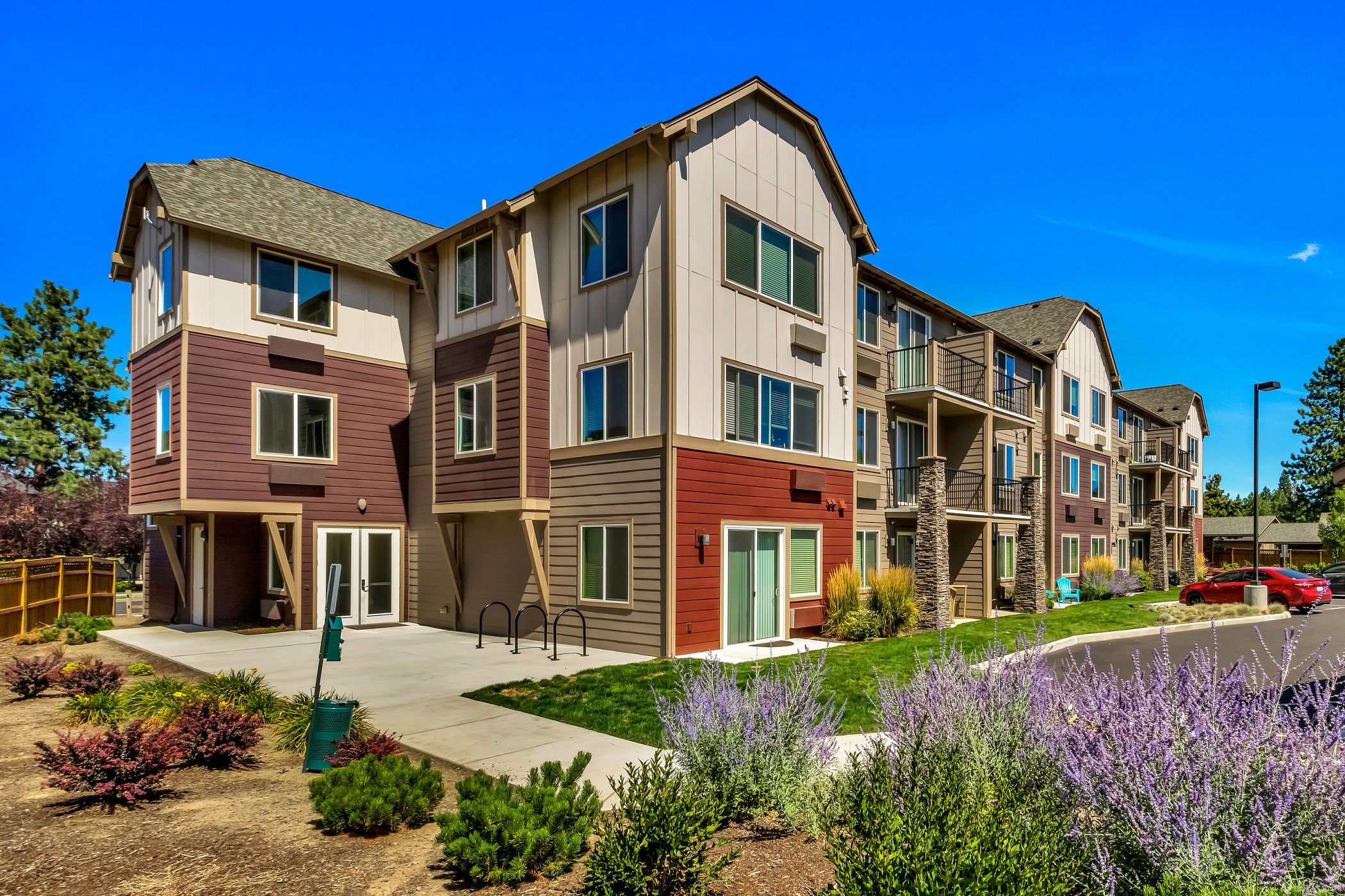 Seattle Investor Pays 52 Million for Third Bend, Oregon, Apartment Complex