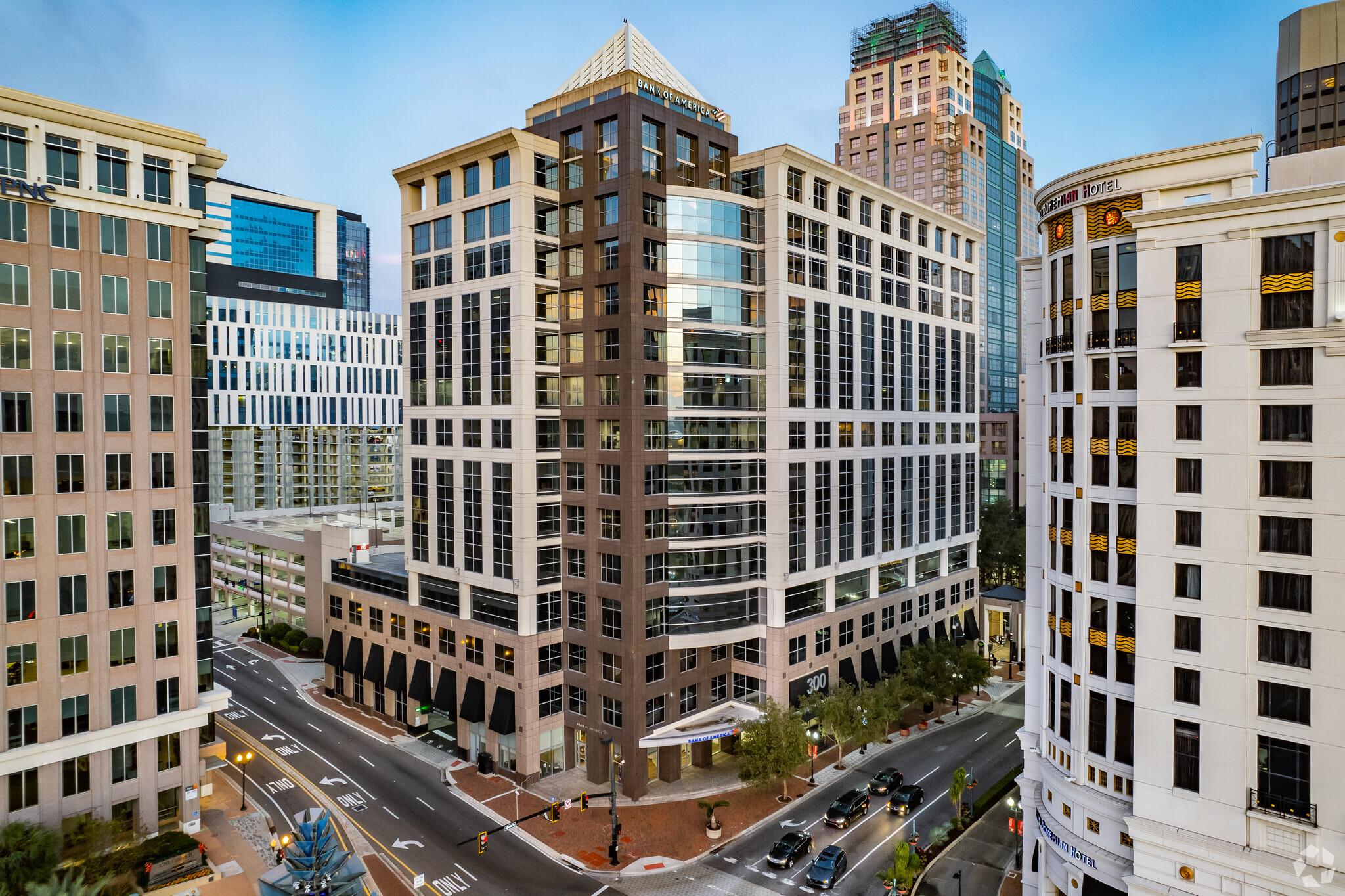 The skyline of downtown Orlando, where total apartment inventory has grown by more than 50% in the last five years, through the first quarter of 2025. (CoStar)