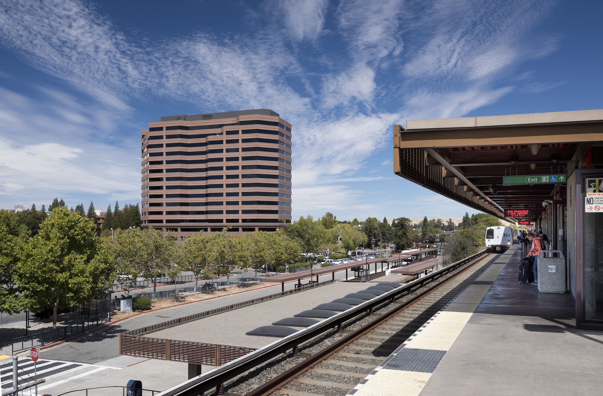The One Concord Center office building in Concord, California, is home to tenants such as XPO Logistics and UnitedHealth Group. (CoStar)