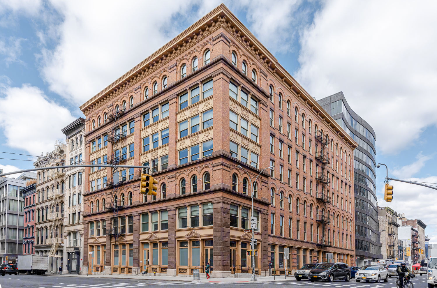 Andreessen Horowitz signed a deal for space on the sixth and seventh floors totaling 33,560 square feet at 200 Lafayette St. in the SoHo neighborhood. (CoStar)