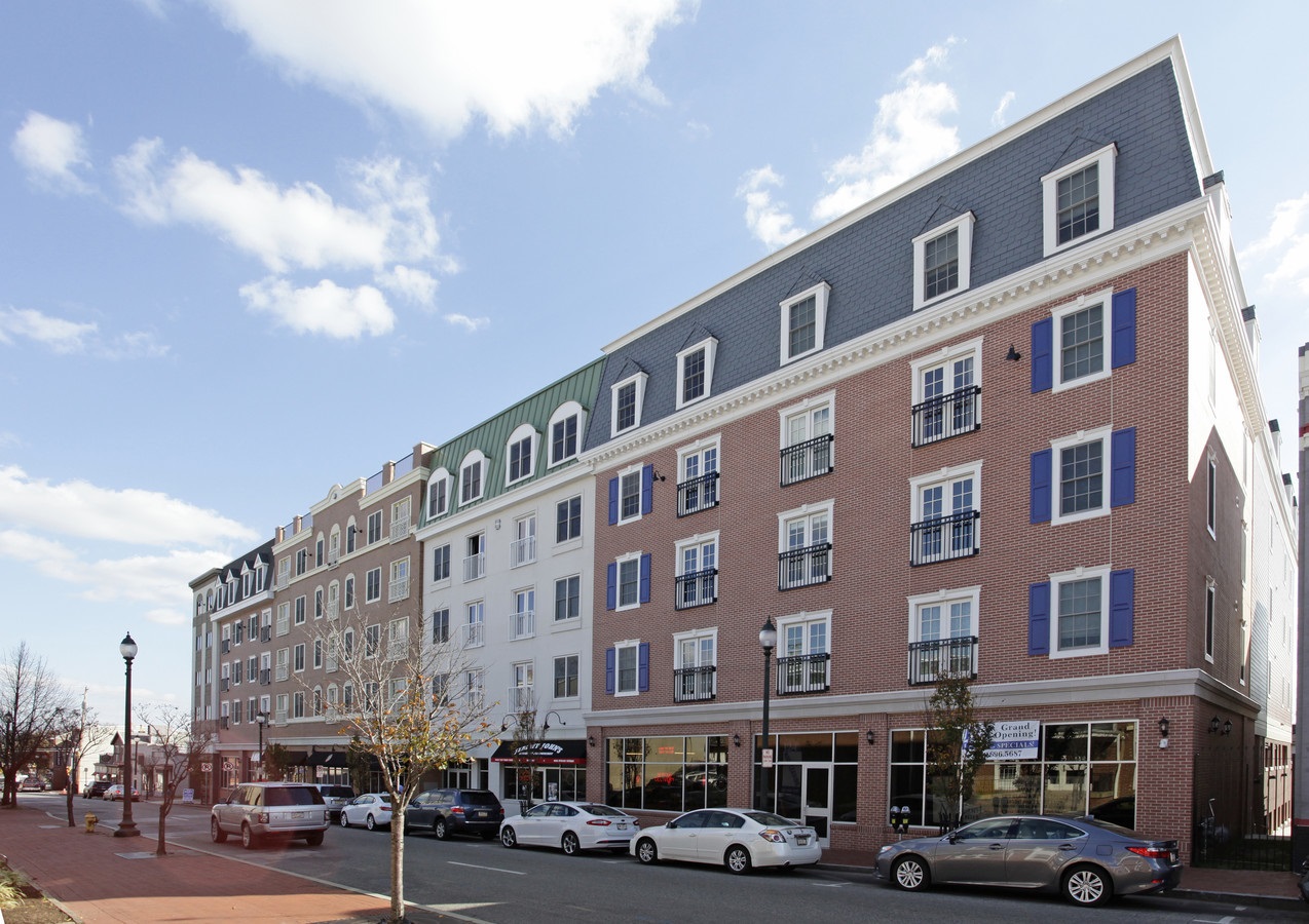 Local Investor Buys Market Street Flats for 29.8 Million