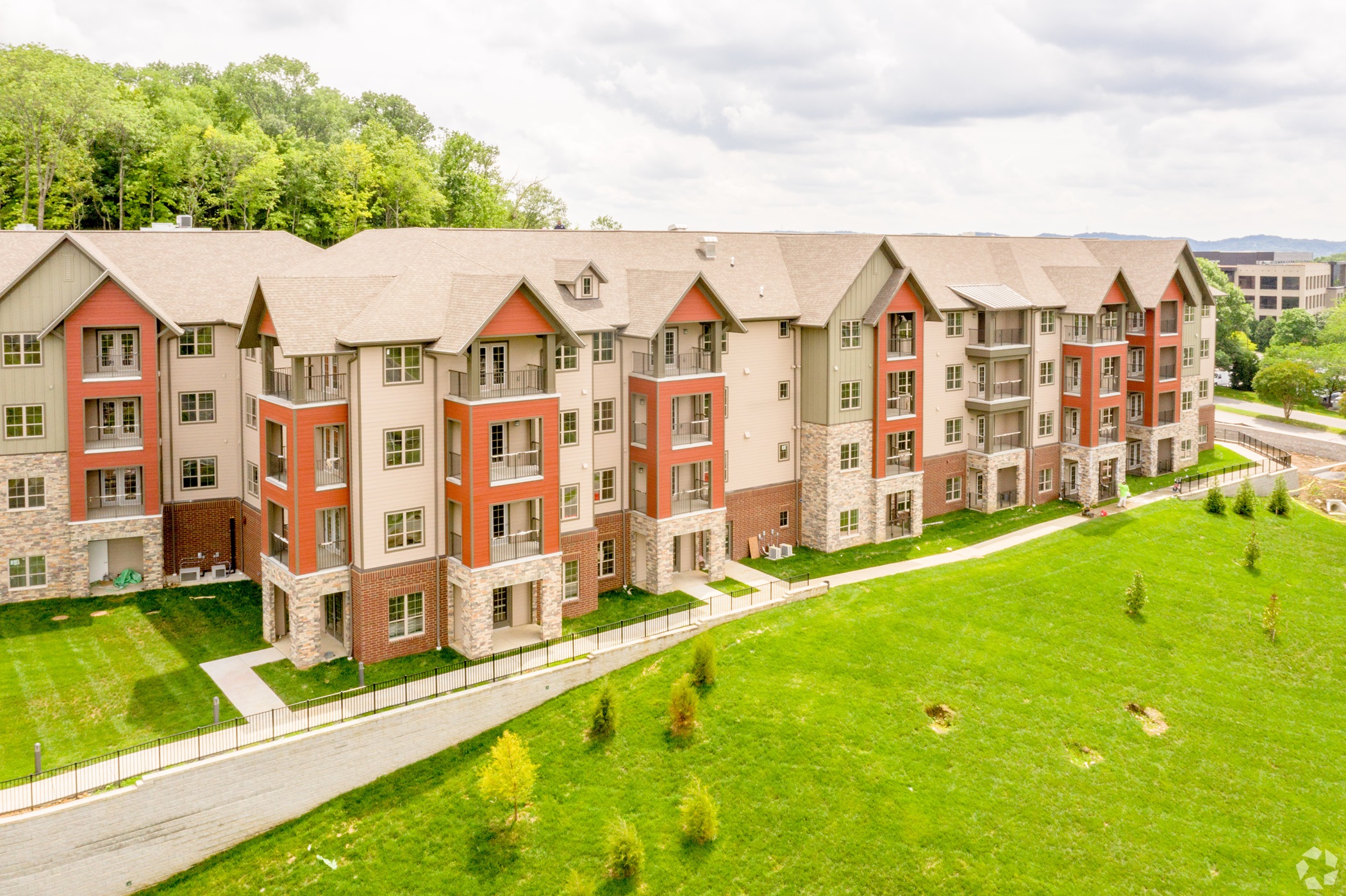 Harmony Senior Services, which operates this assisted living facility in Brentwood, Tennessee, plans to manage a new facility in Chattanooga. (CoStar)