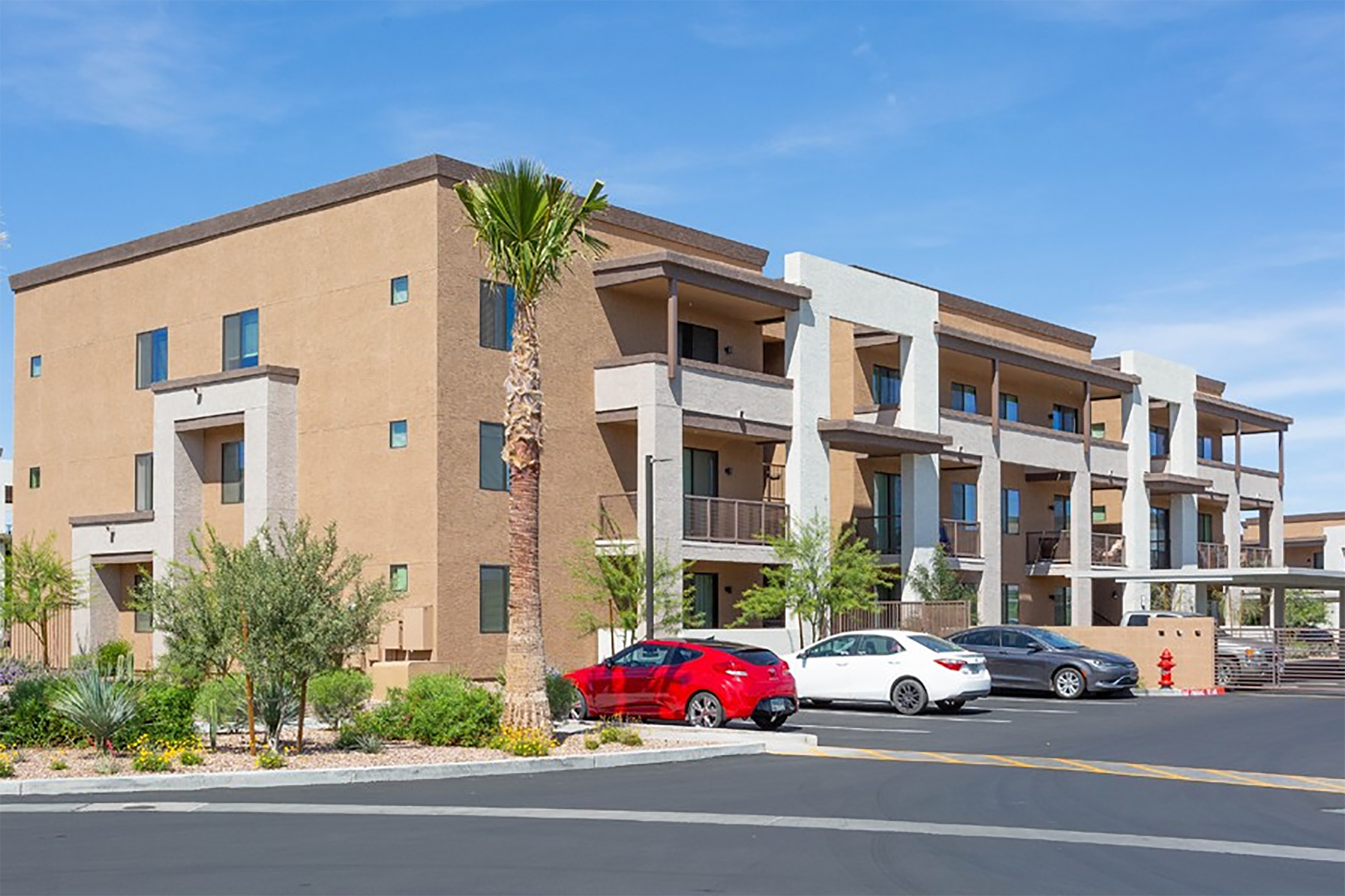 Canadian Investor Pays Record Price for Apartments in Phoenix Suburb of