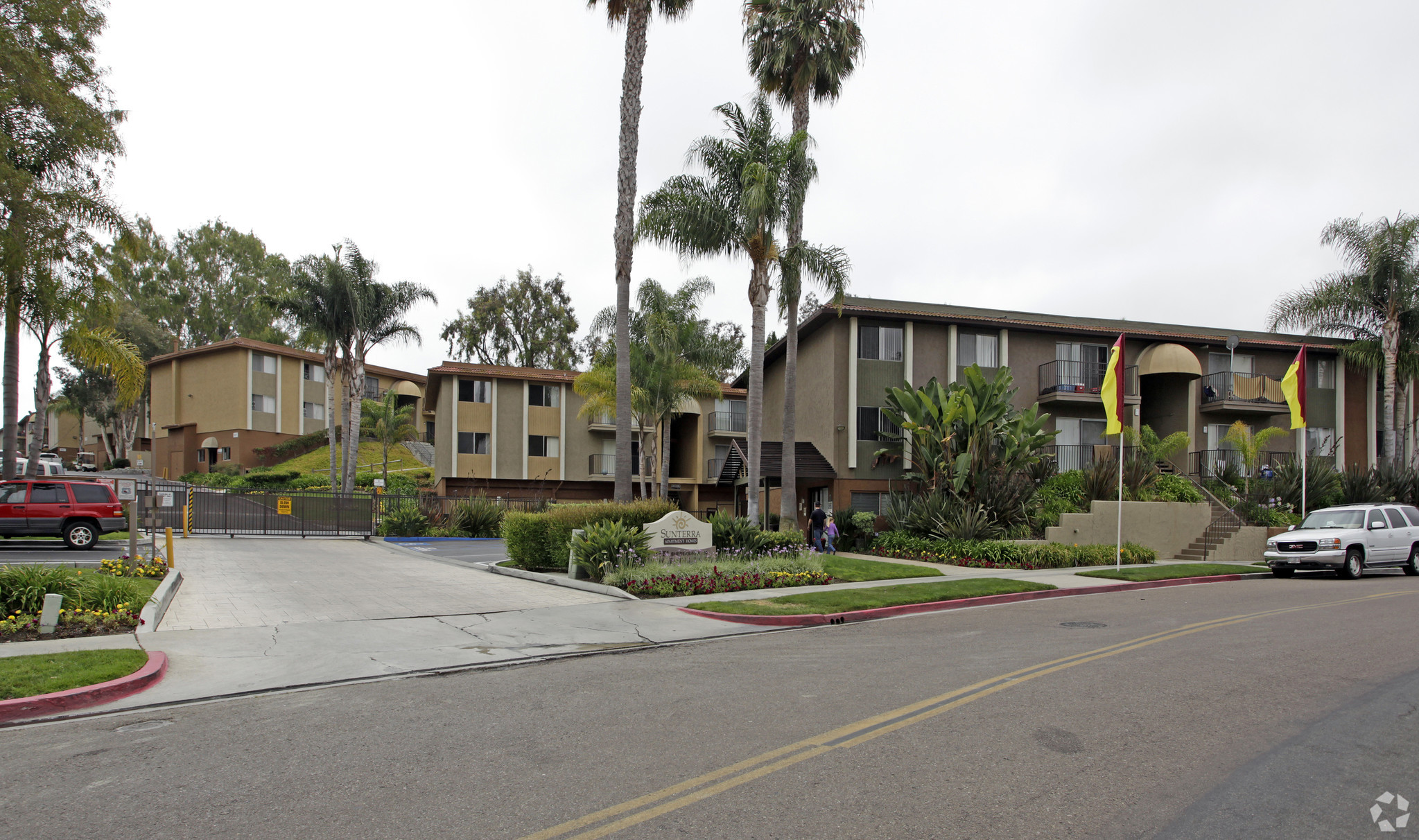 JV Buys Sunterra Apartments in Oceanside for 66 million