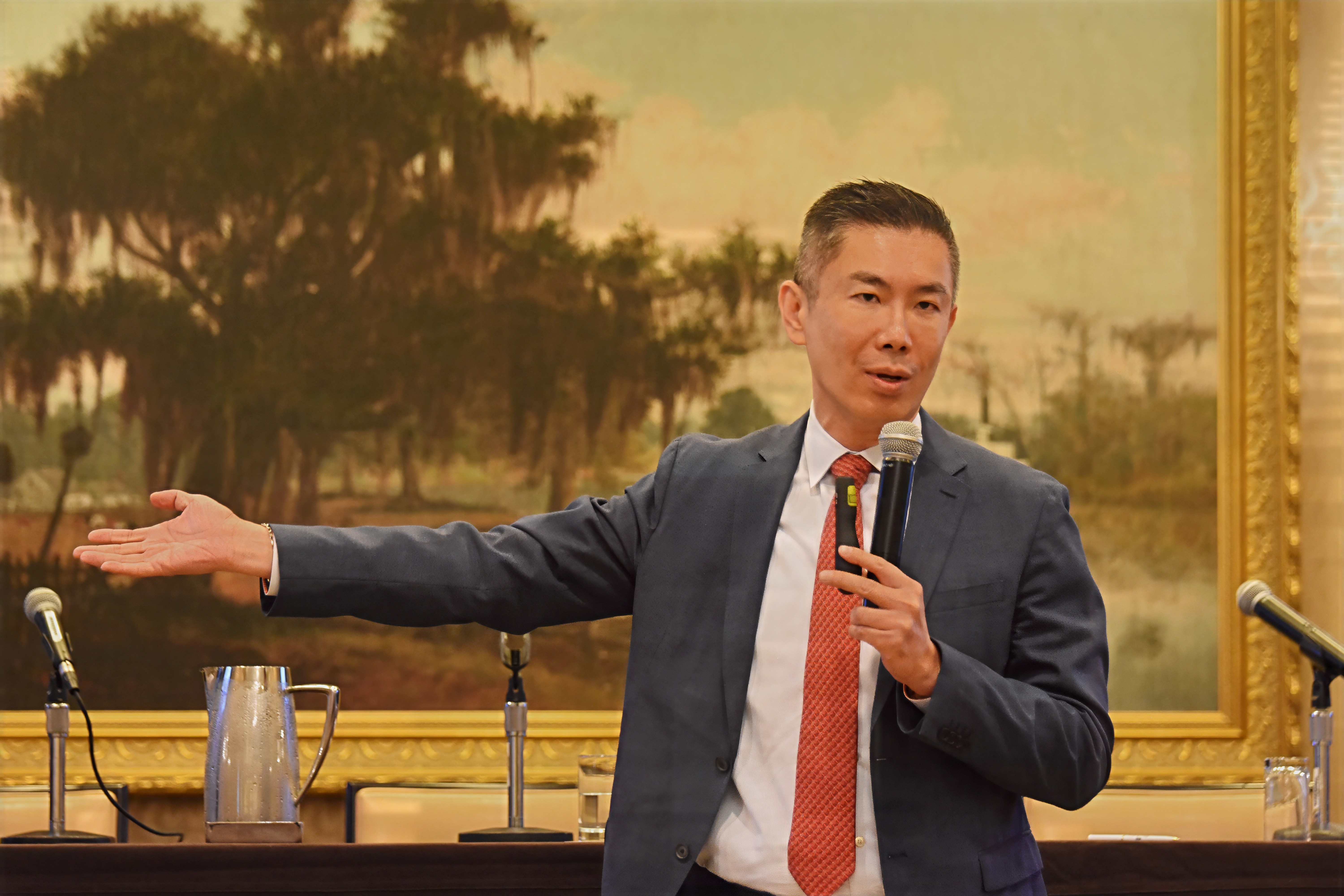 Henry Chin, global research head  at CBRE, delivers an economic outlook this week at the 2025 National Association of Real Estate Editors conference in New Orleans. (NAREE)