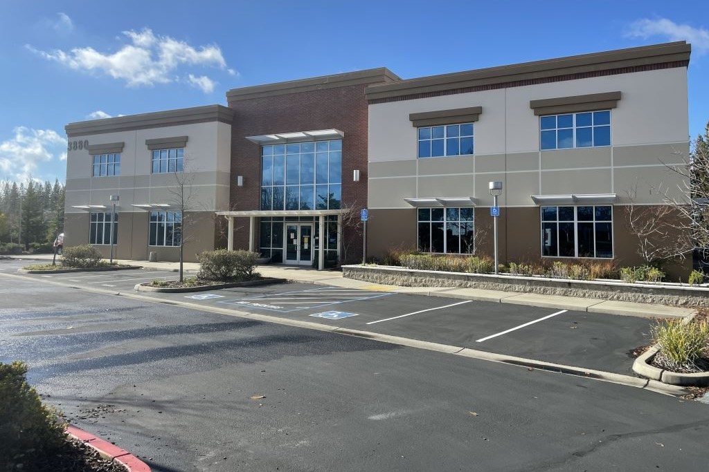 The office building on Atherton Road off the Roseville Bypass is where CPC Scientific Inc. said it intends to begin manufacturing peptides. (CoStar)