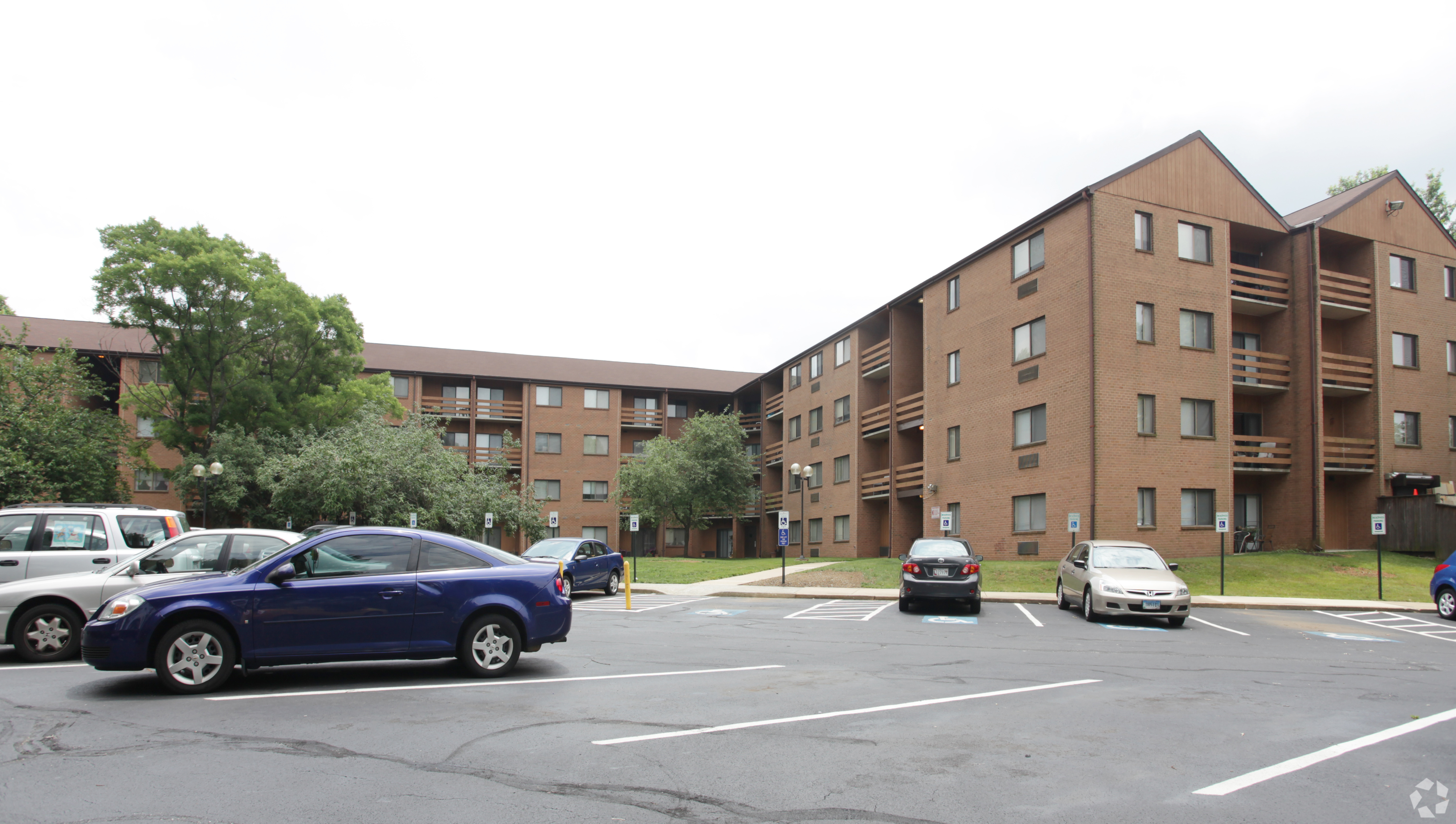 College Parkway Place in Annapolis, Maryland, is slated to receive $74 million in upgrades as part of a three-property deal aiming to preserve and improve affordable housing in the region. (CoStar)