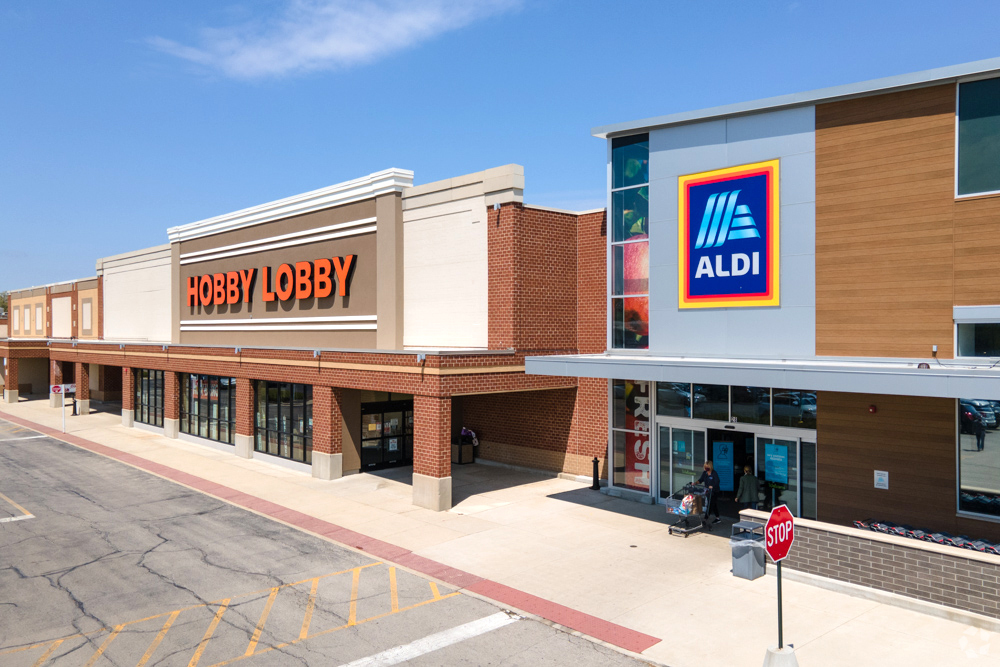Downers Grove Market, a shopping center in Downers Grove, Illinois, has sold for $20 million. (CoStar)
