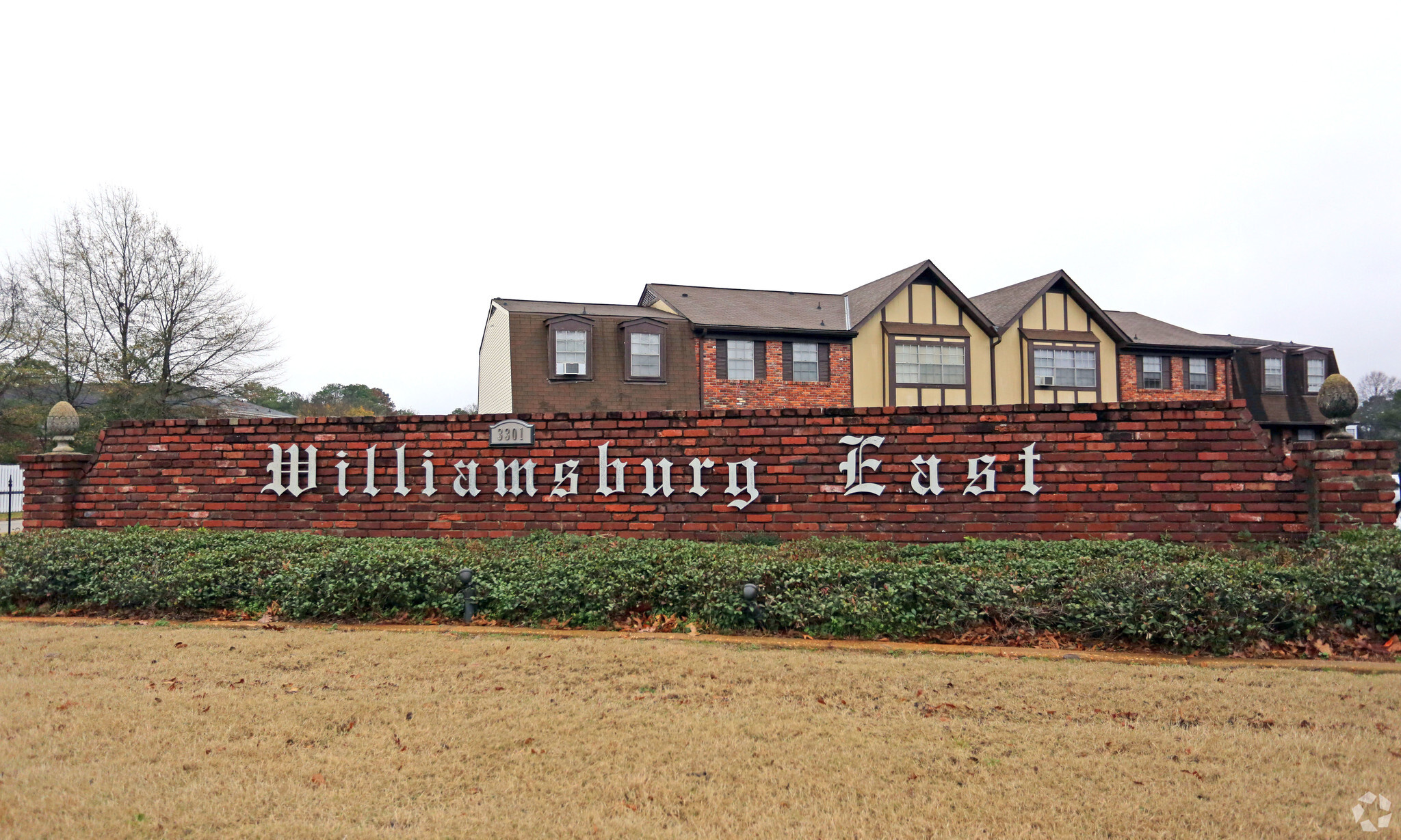 The Williamsburg East apartments sold for $6 million. (CoStar)
