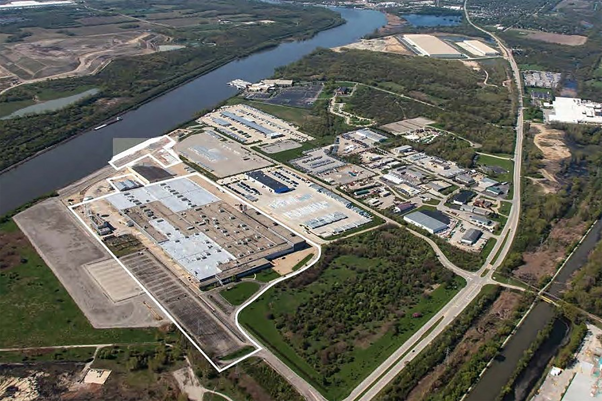 IRG To Turn Former Illinois Caterpillar Manufacturing Facility Into