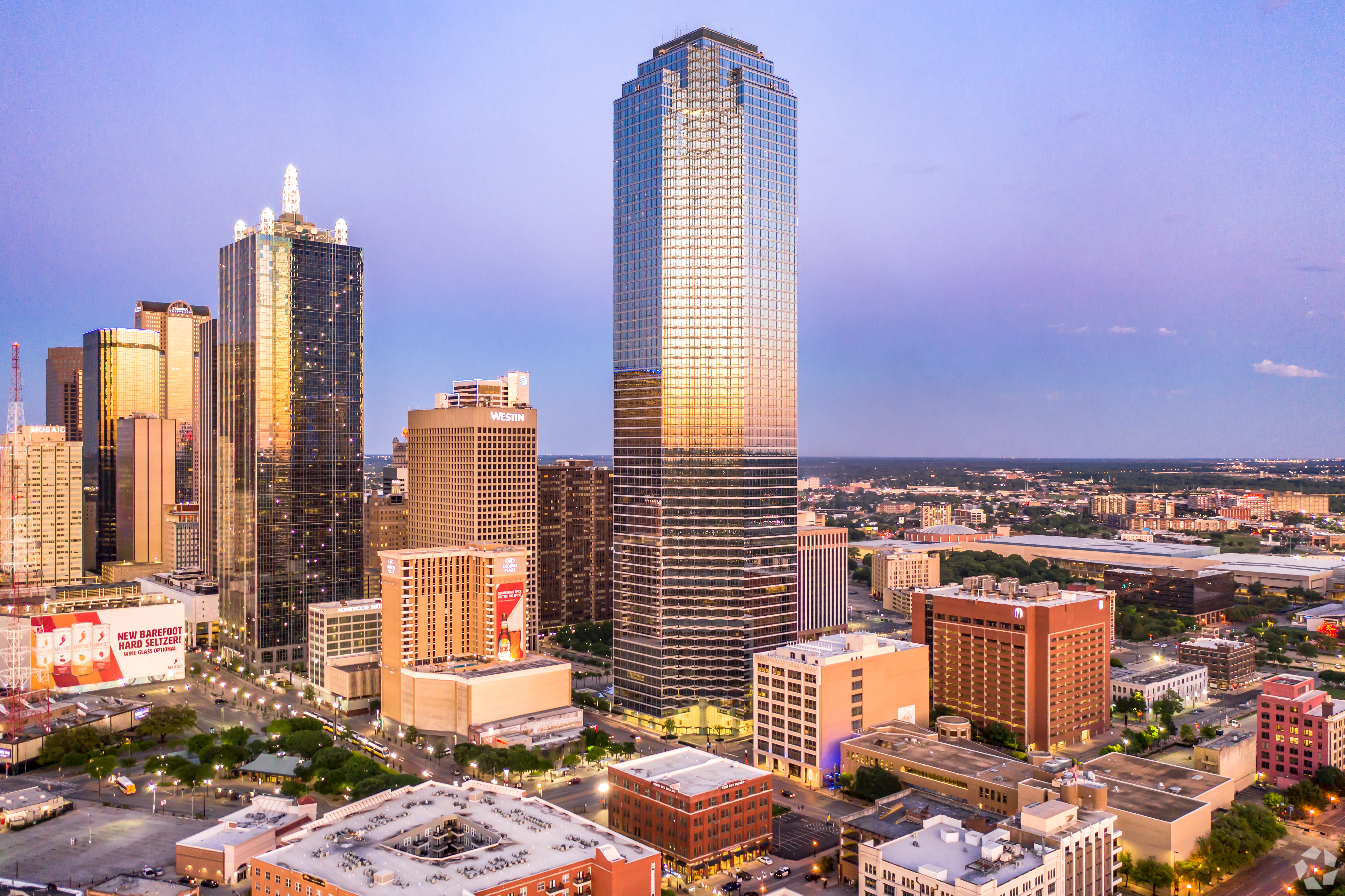 Bank of America Plaza is the tallest skyscraper in the city of Dallas. If a proposed deal goes through, the tower could trade to a new ownership group. (CoStar)