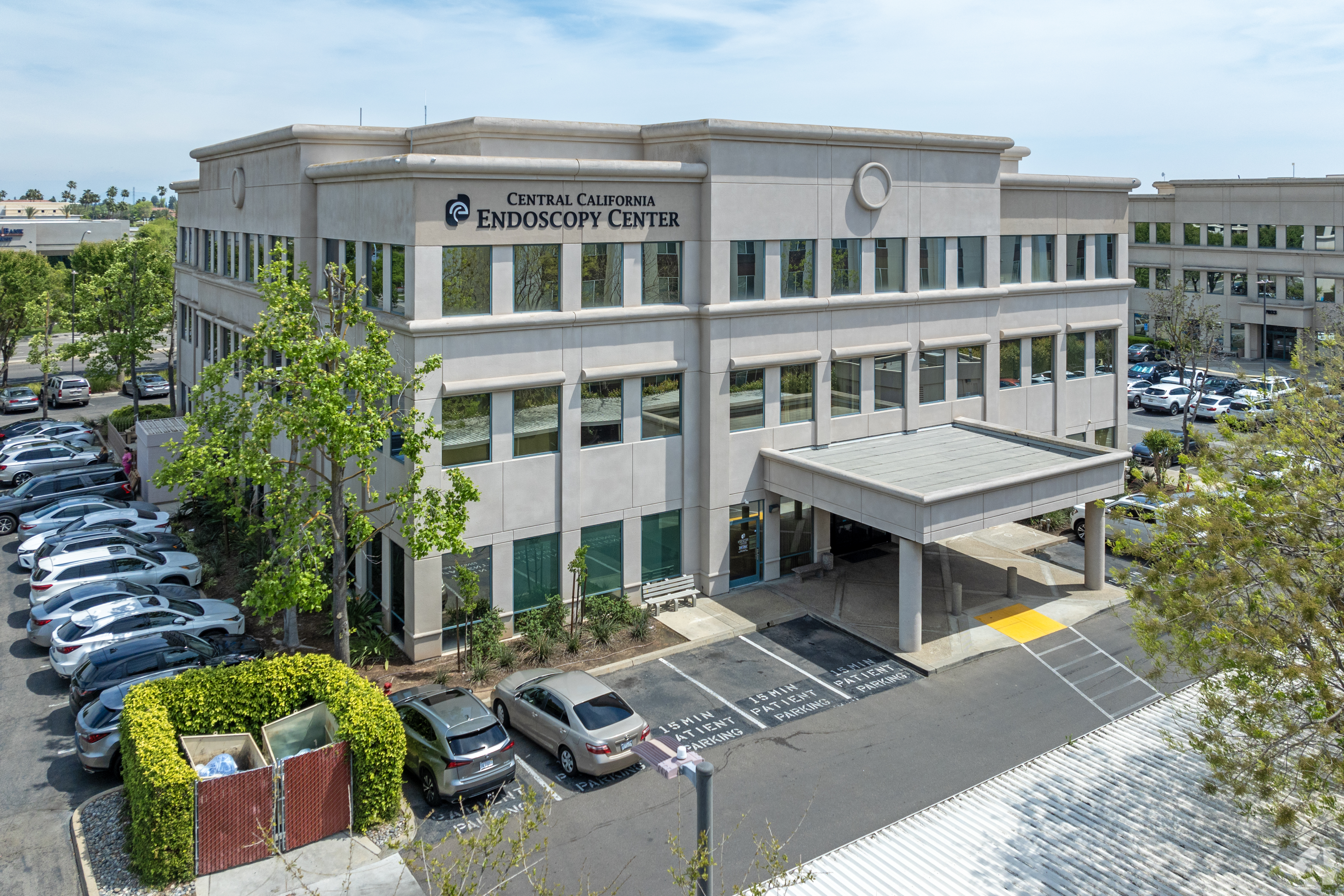 AmSurg's Central California Endoscopy Center is the largest tenant in this Fresno, California, medical office building. (CoStar)
