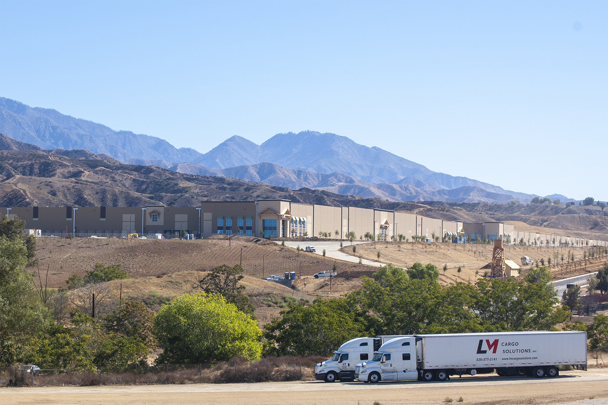 A joint venture led by Shopoff Realty Investments is finishing a 1.8 million-square-foot warehouse complex to be occupied by internet retailer Shein next year. (Randyl Drummer/CoStar News) 