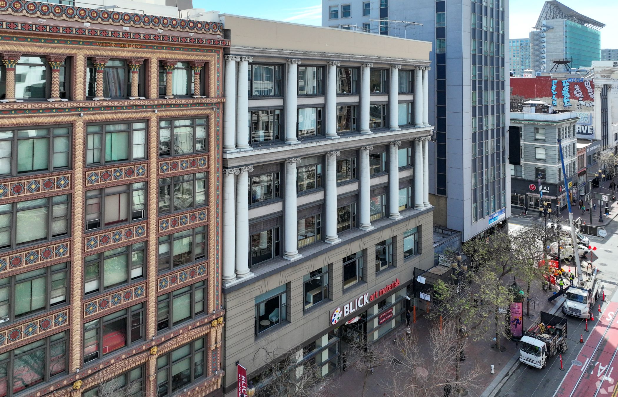 The 111,000-square-foot office at 989 Market St. is expected to sell for $13.5 million. (CoStar)