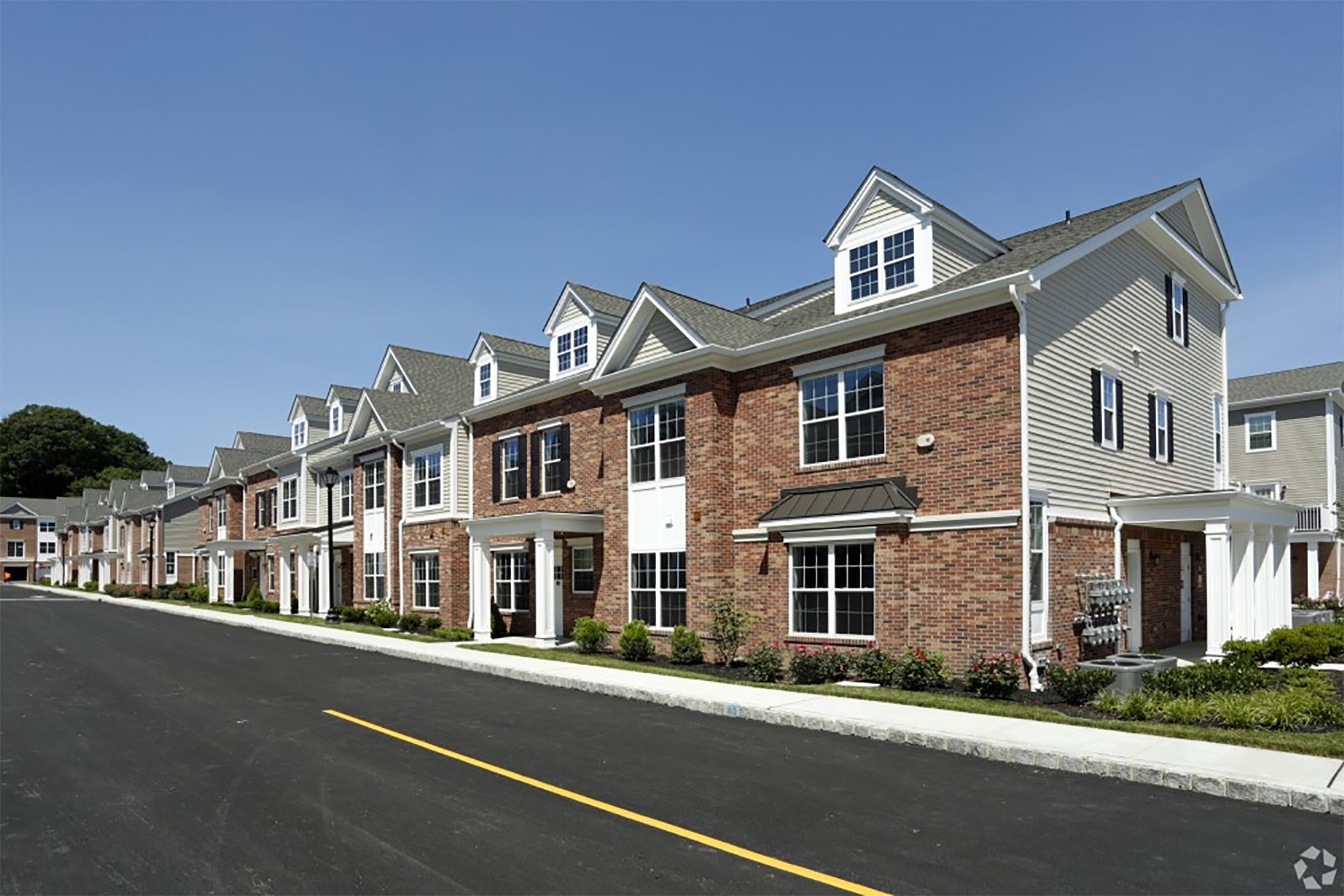 South Amboy Multifamily Complex Trades for 44 Million