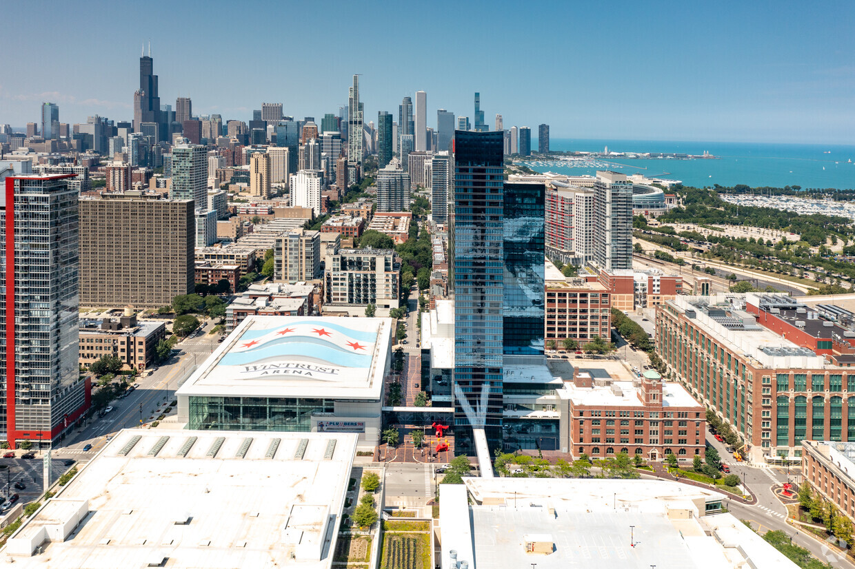Chicago's McCormick Place campus includes Wintrust Arena and the Marriott Marquis Chicago hotel. The complex is south of the Loop business district. (Robert Gigliotti/CoStar)