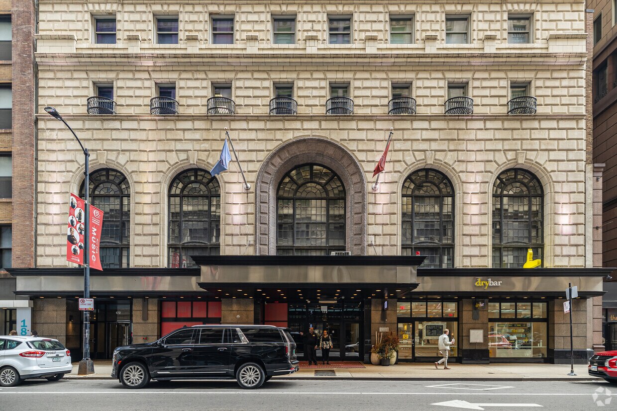 The Midland Hotel Chicago, a 403-room property at 172 W. Adams St., is for sale. (Jon Song/CoStar)