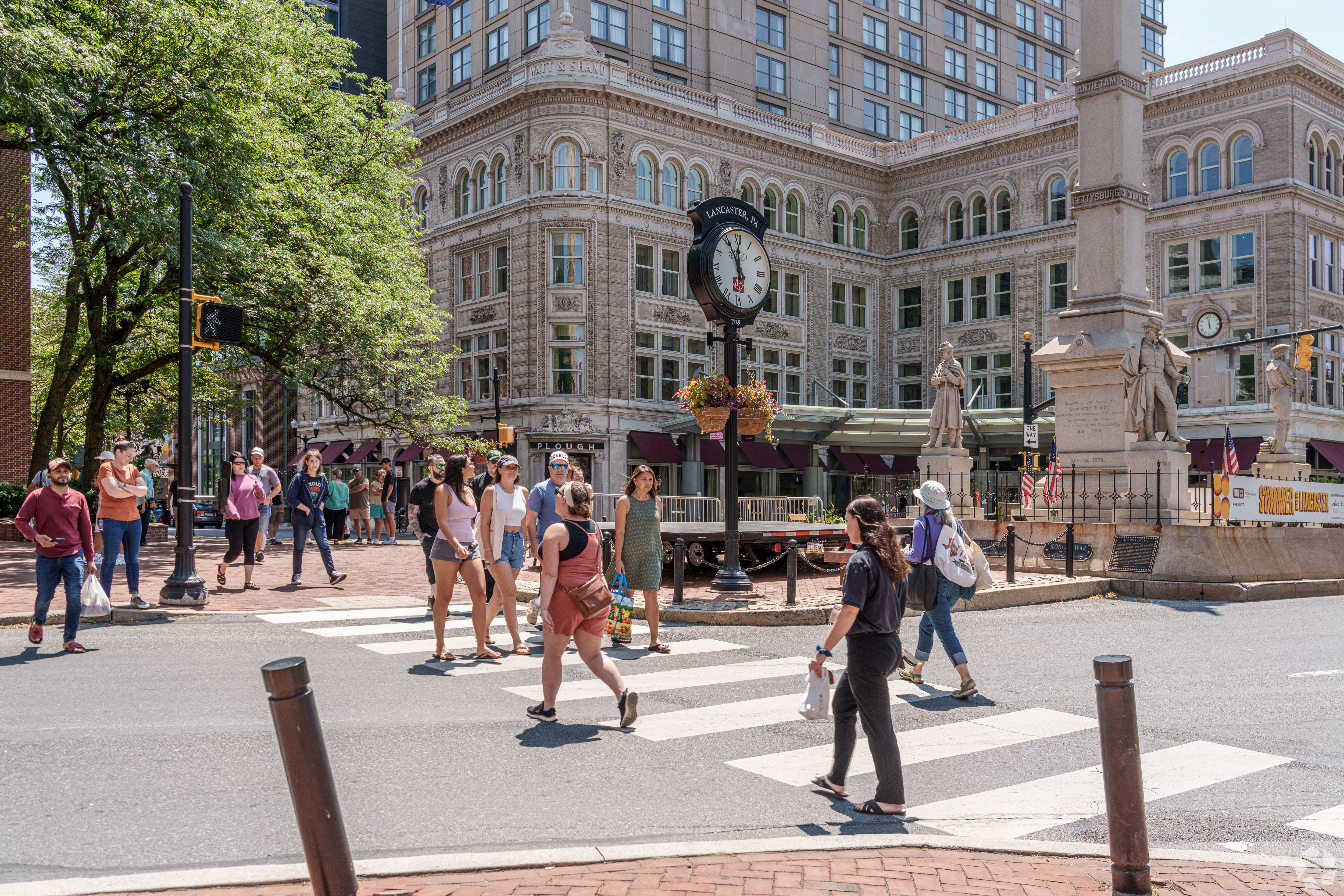 Penn Square in downtown Lancaster, Pennsylvania, is a hub of activity at almost any time of day. (CoStar) 