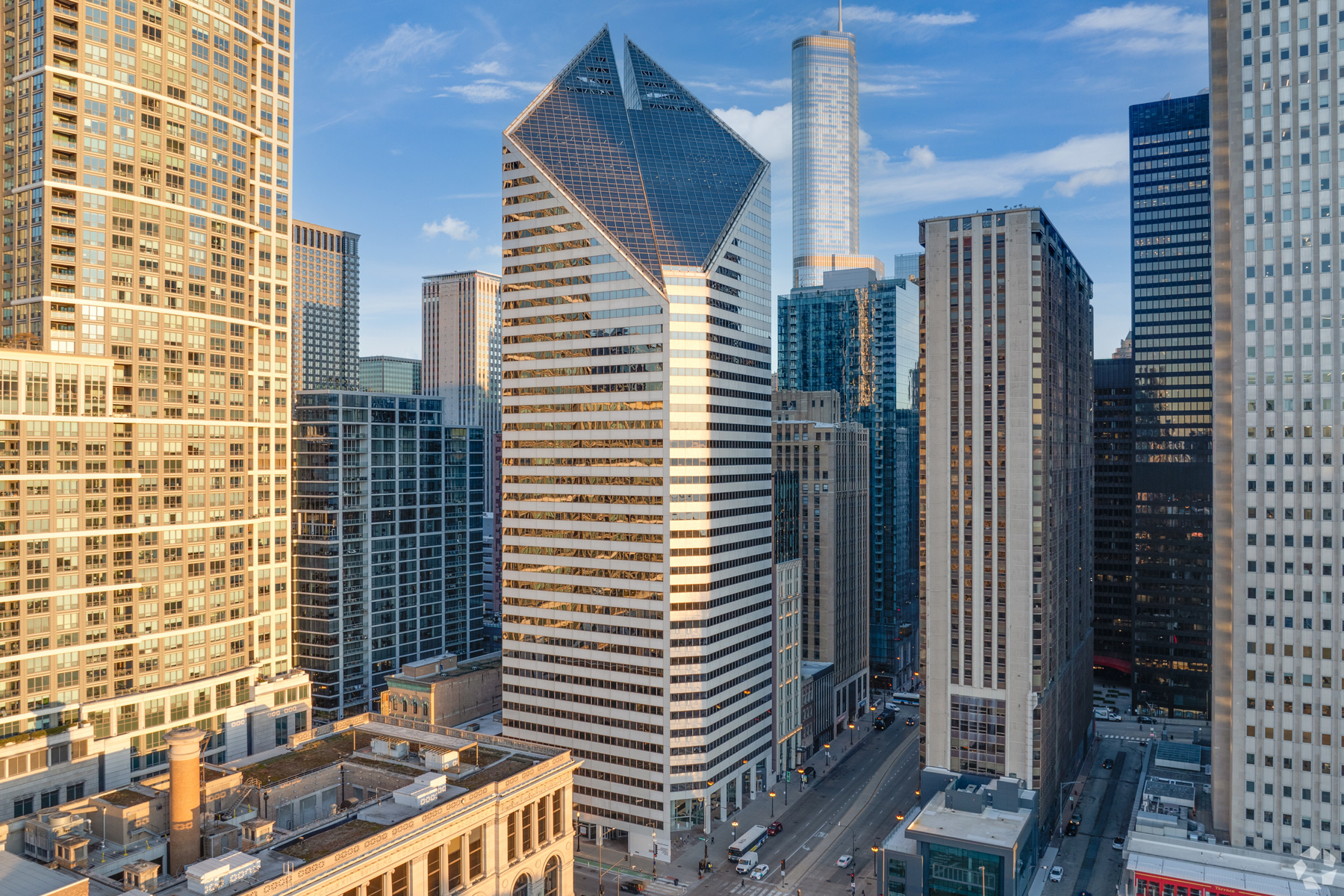The office tower at 150 N. Michigan Ave. overlooks Millennium Park and is a well-known piece of Chicago’s skyline. (Jon Song/CoStar)
