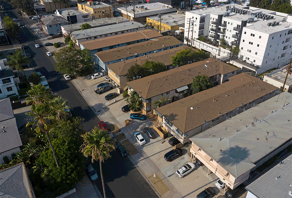 News Love Them or Hate Them, Dingbat Apartments Dot Los Angeles With