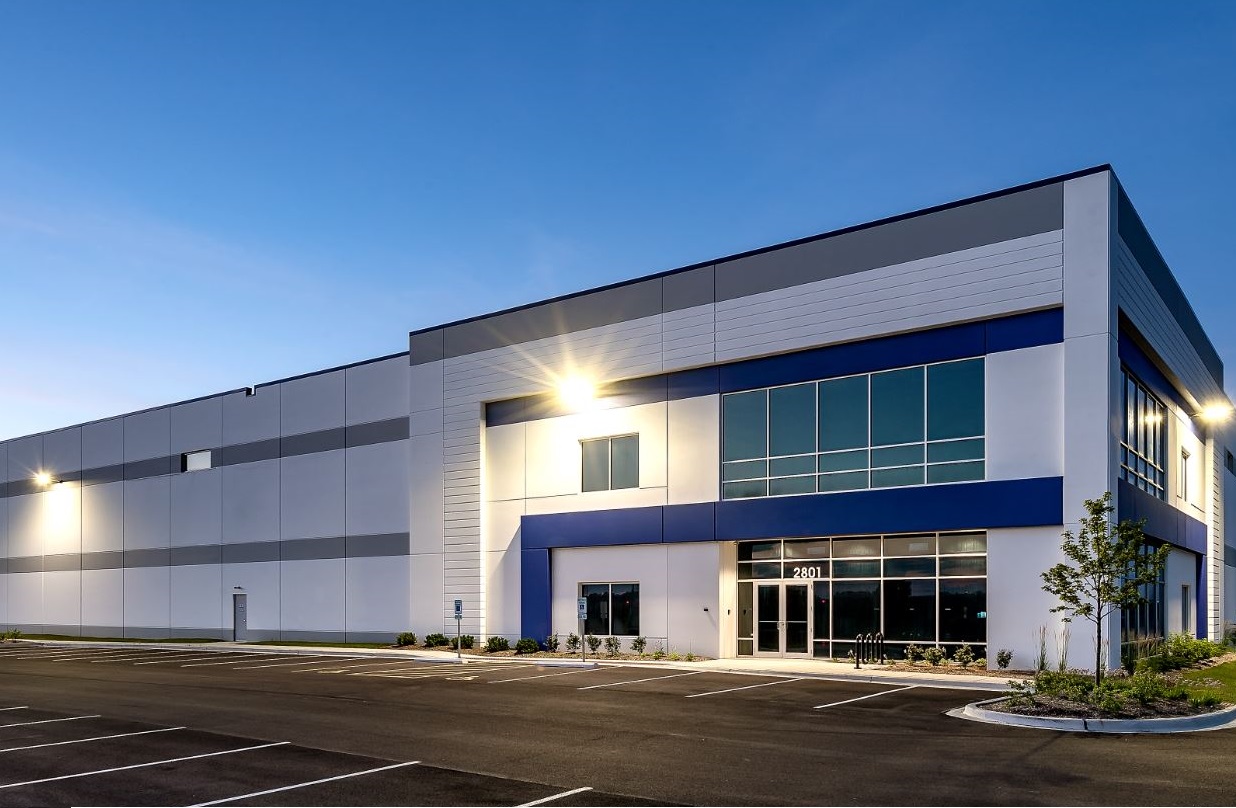 Plastic Manufacturing Company to Anchor Spec Project in Elgin