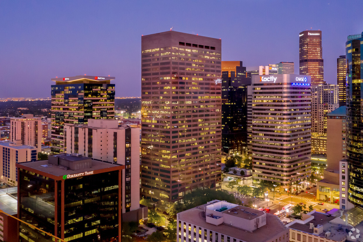Remaining buildings in the Equity Commonwealth portfolio include the 17th Street Plaza tower in Denver. (Linda Jacquez/CoStar)