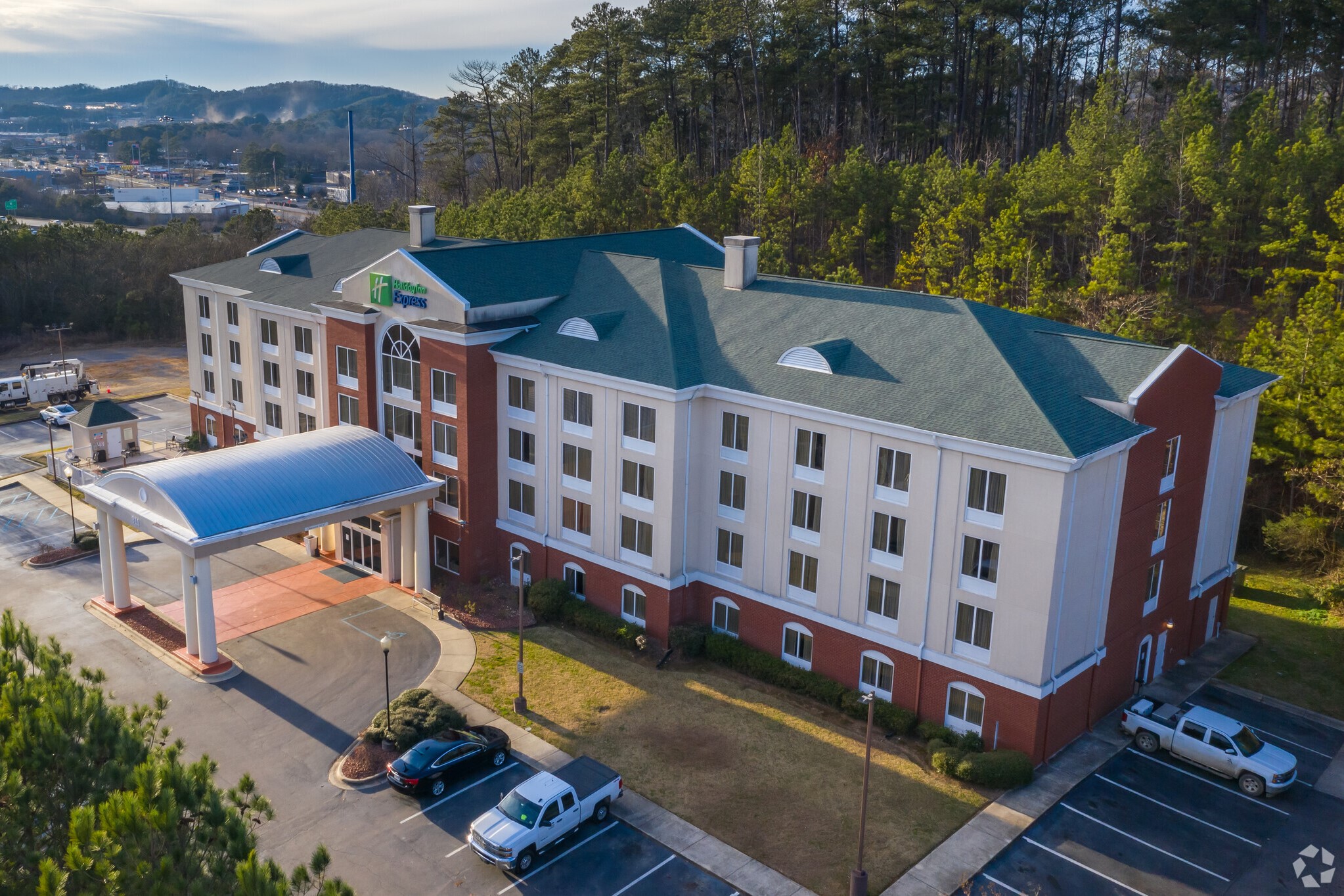 The Holiday Inn Express in Irondale, Alabama, is a little more than 8 miles east of downtown Birmingham. (CoStar)