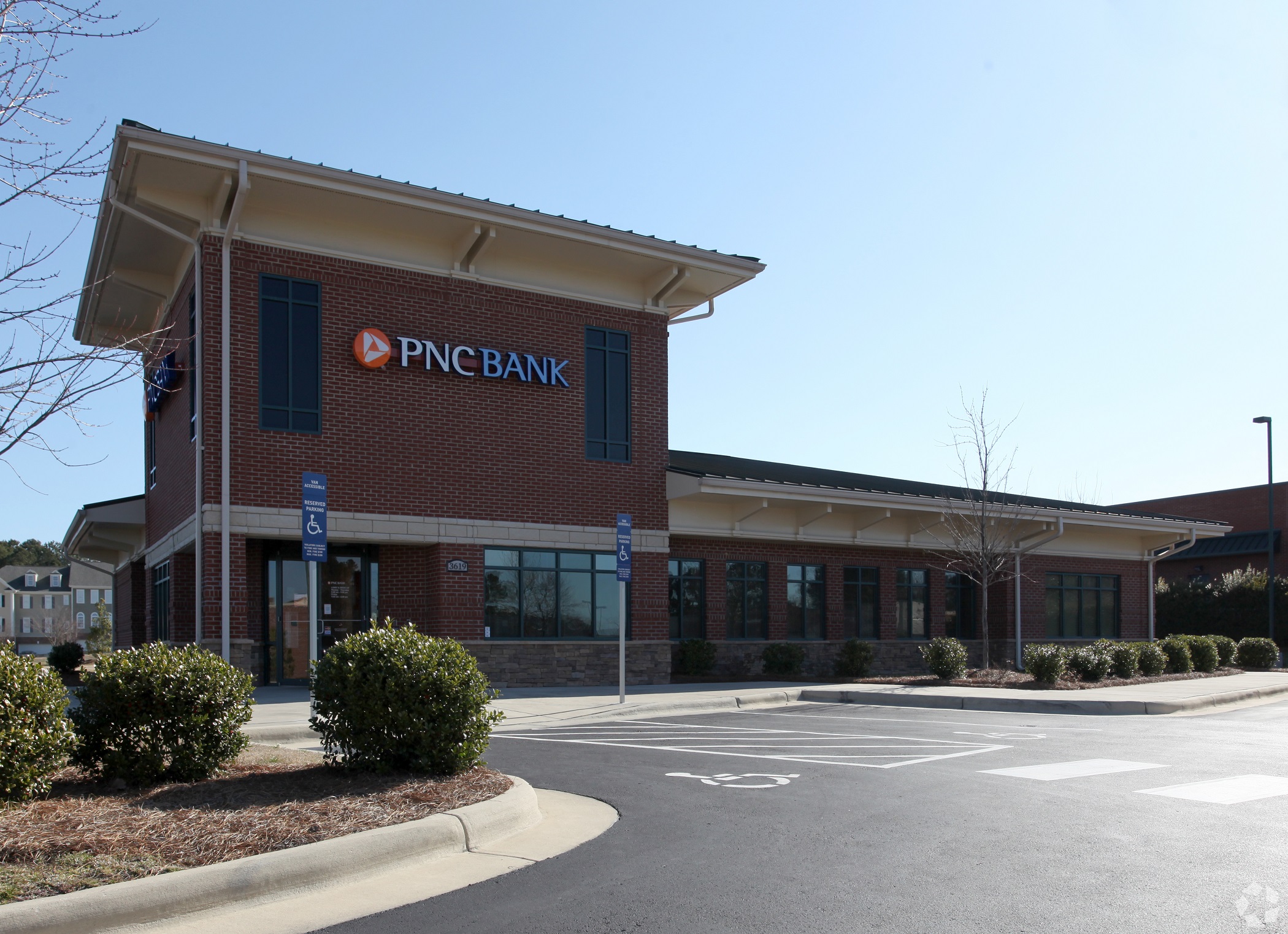 PNC Bank is seeking regulatory approval to close this branch in Wake Forest, North Carolina, along with 31 other branches nationwide. (Lawrence Hiatt/CoStar)