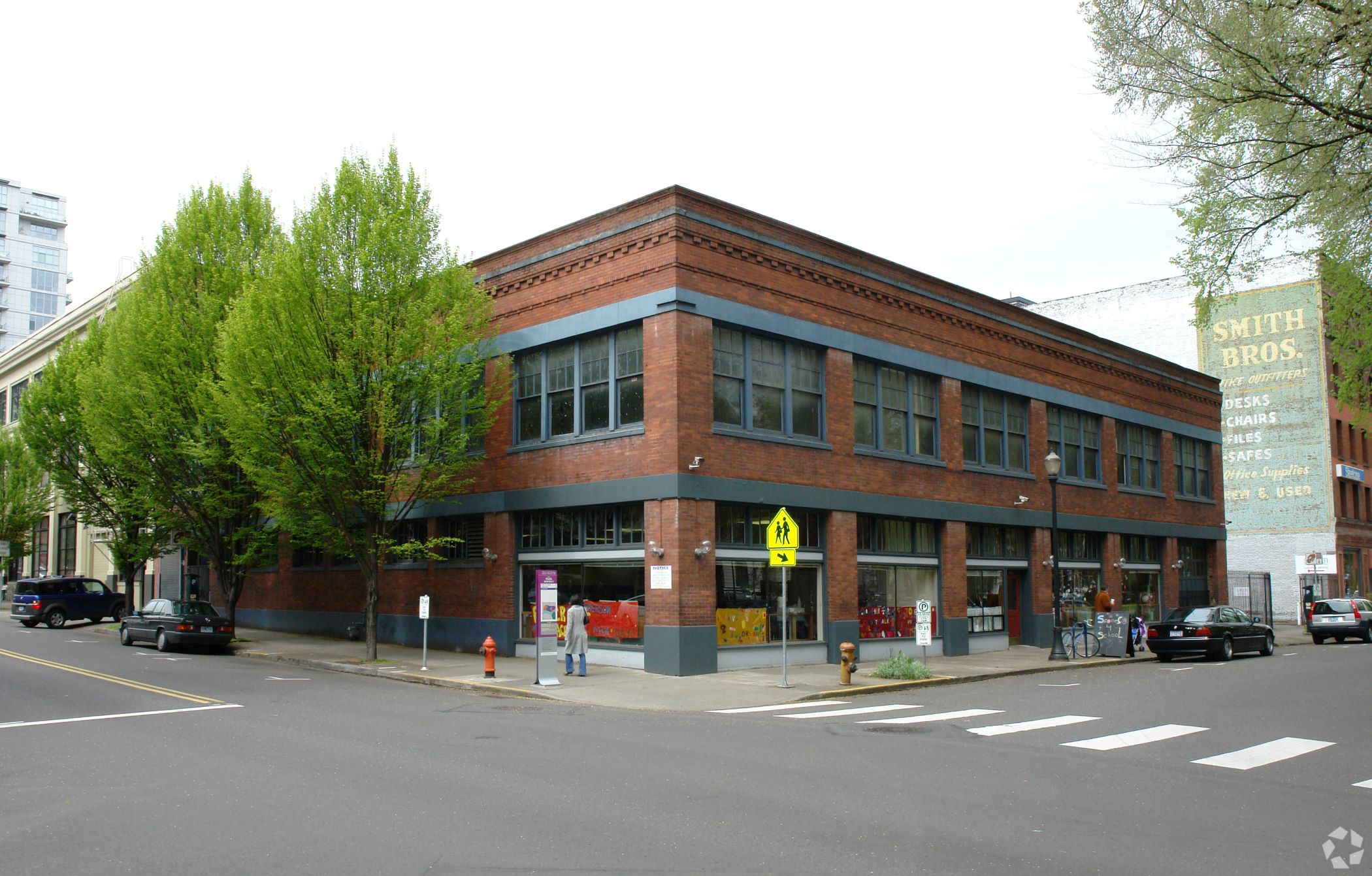The existing building at 135 N.W. Park Ave. in Portland’s Pearl District is set to be demolished to make way for a hotel. (CoStar)