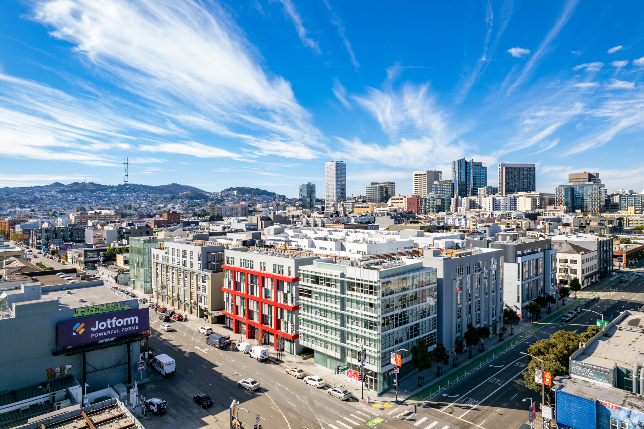 Waterton has purchased the L Seven apartment complex in San Francisco's SoMa neighborhood. (CoStar)