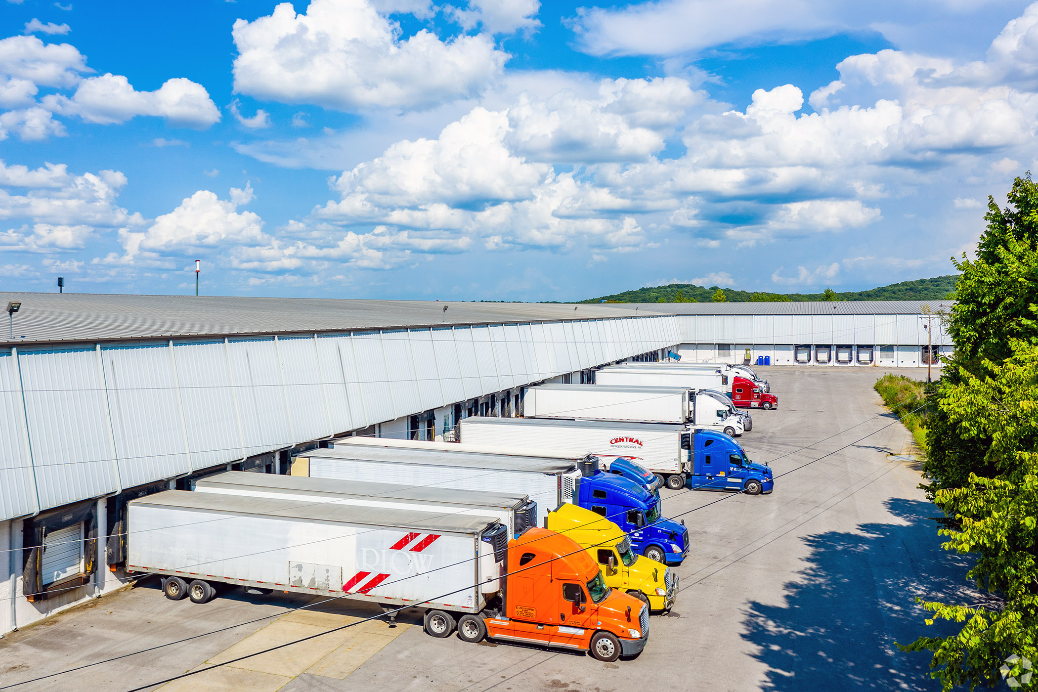 IP Capital Partners acquired the 267,597-square-foot Smyrna Distribution Center in Smyrna, Tennessee, in June. (CoStar)
