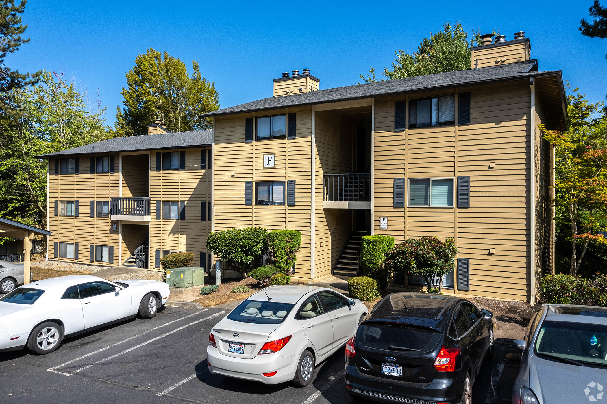 Timberlane Partners bought the Copper Ridge apartments in Renton, Washington, from a California-based developer. (CoStar)